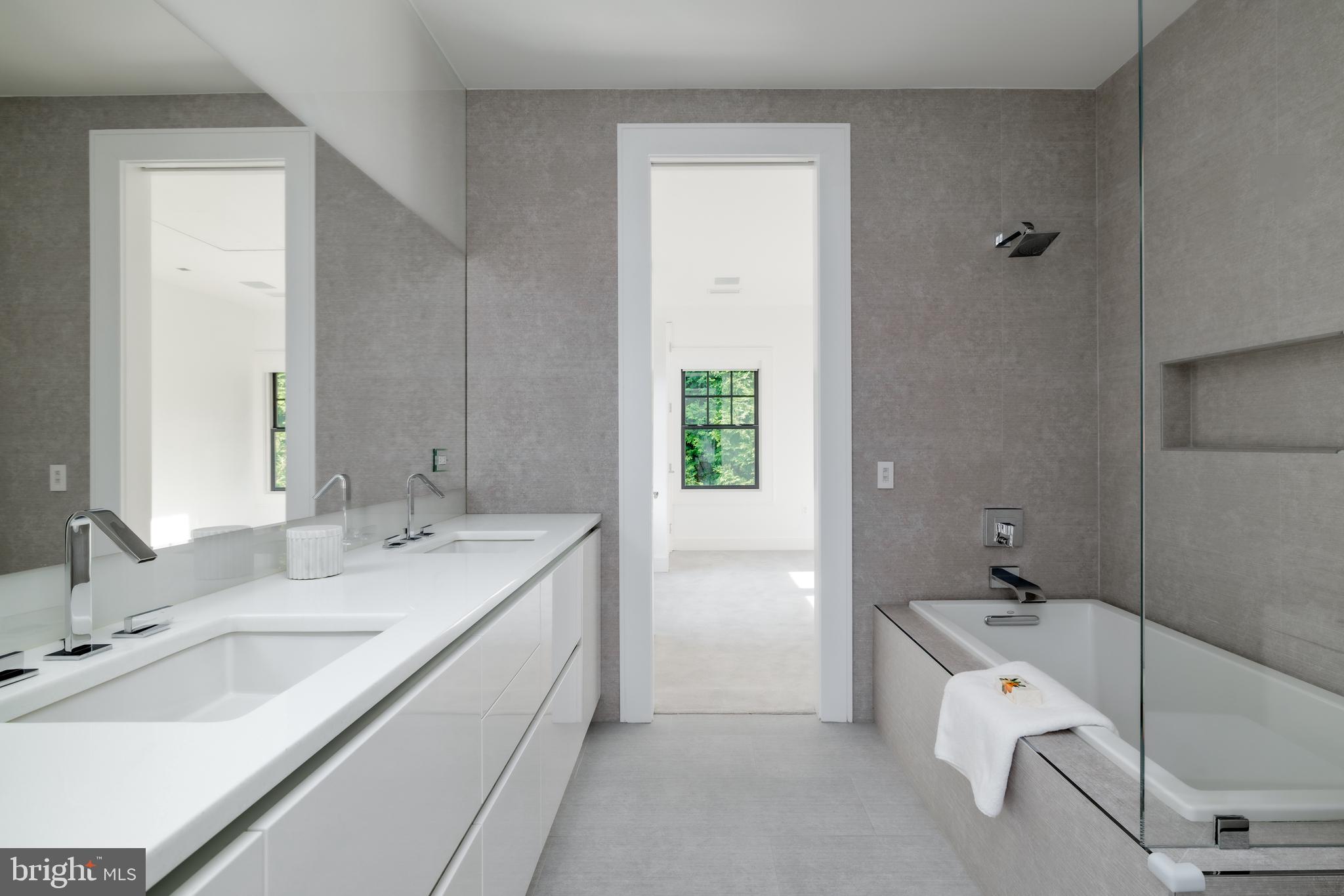 WOODMONT - Residential