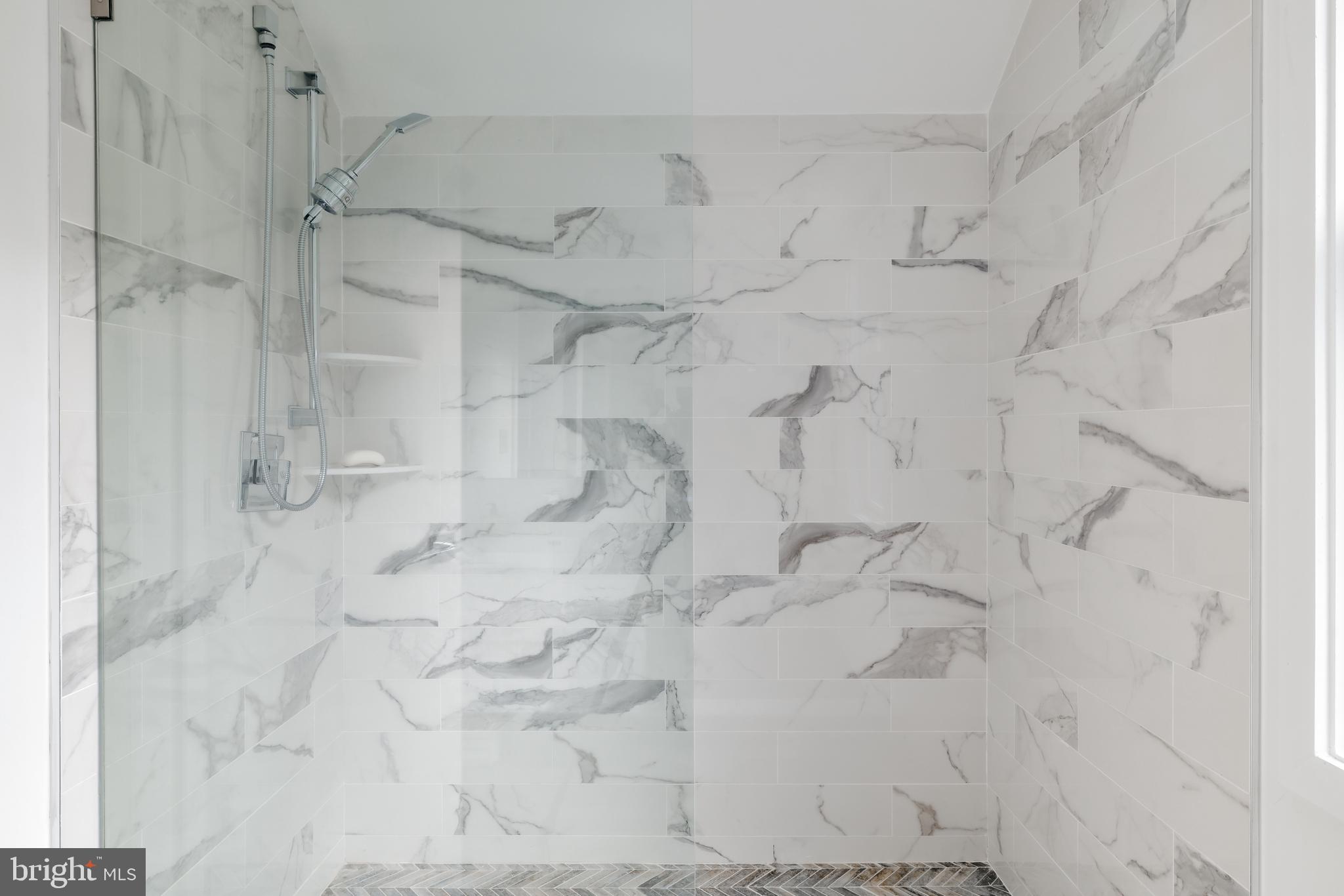 WOODMONT - Residential