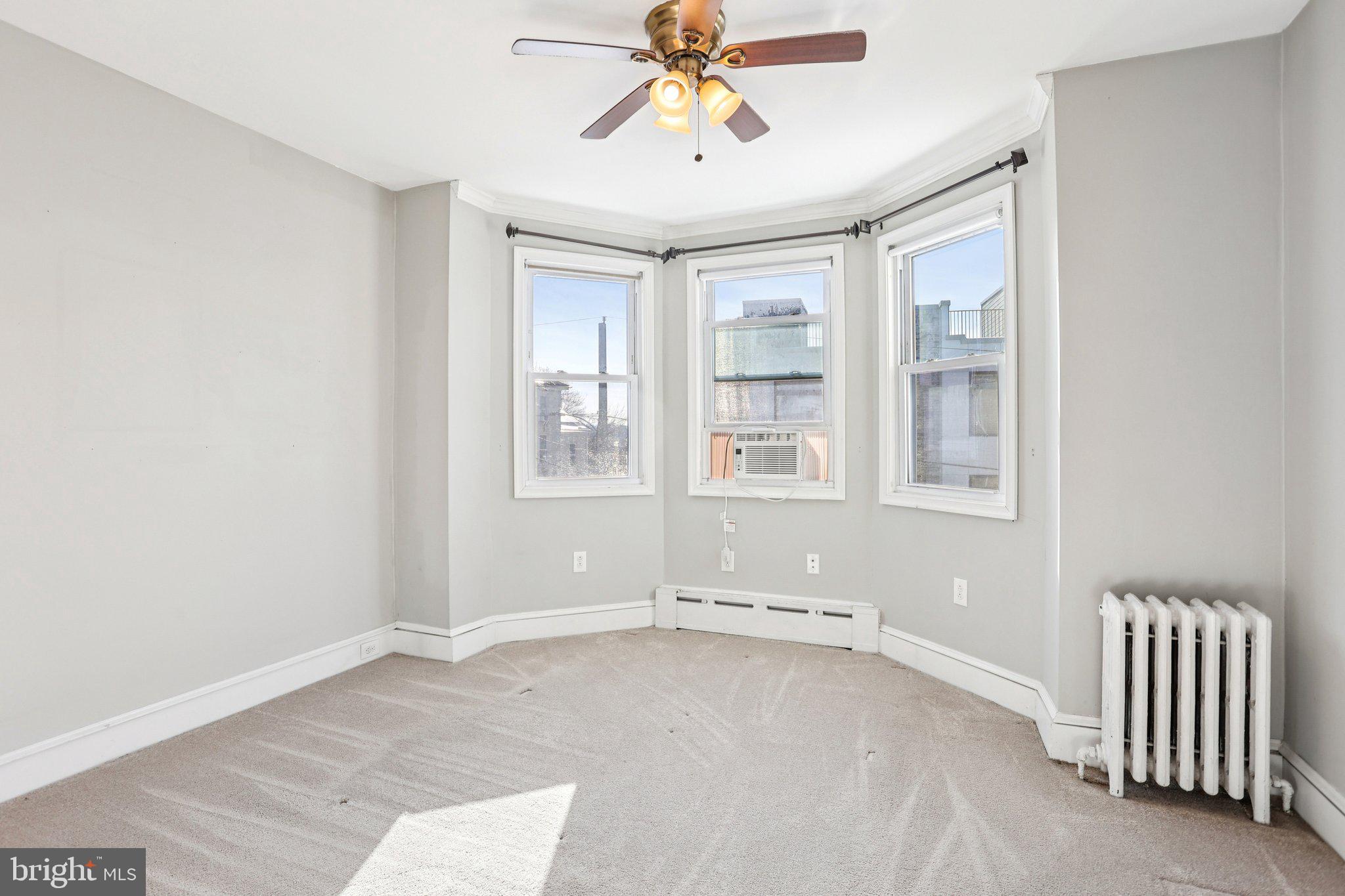 ROXBOROUGH - Residential