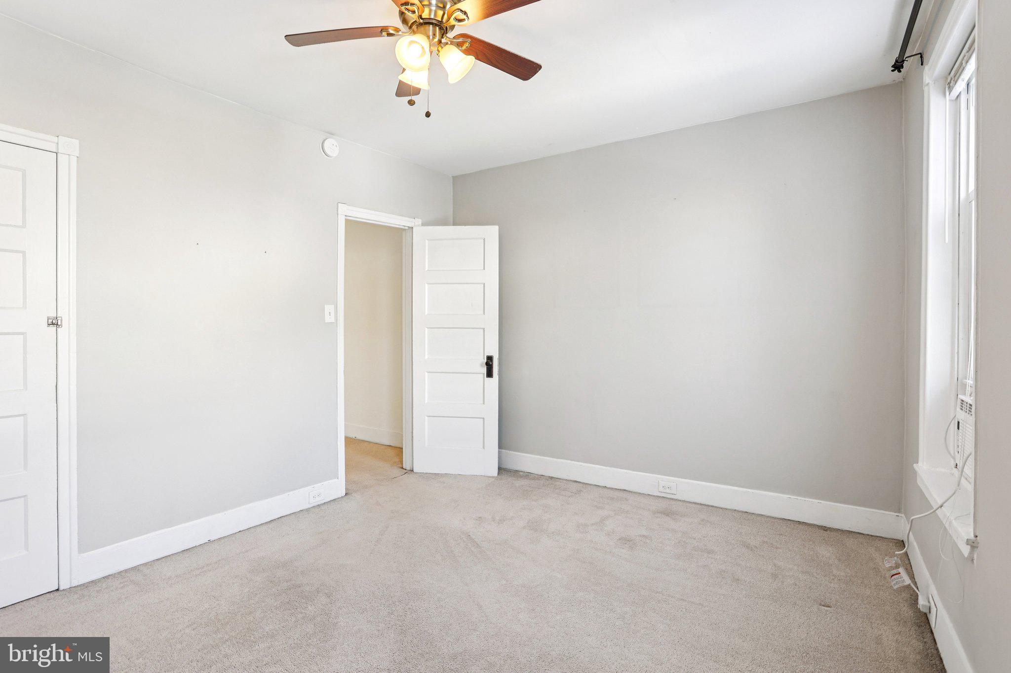 ROXBOROUGH - Residential