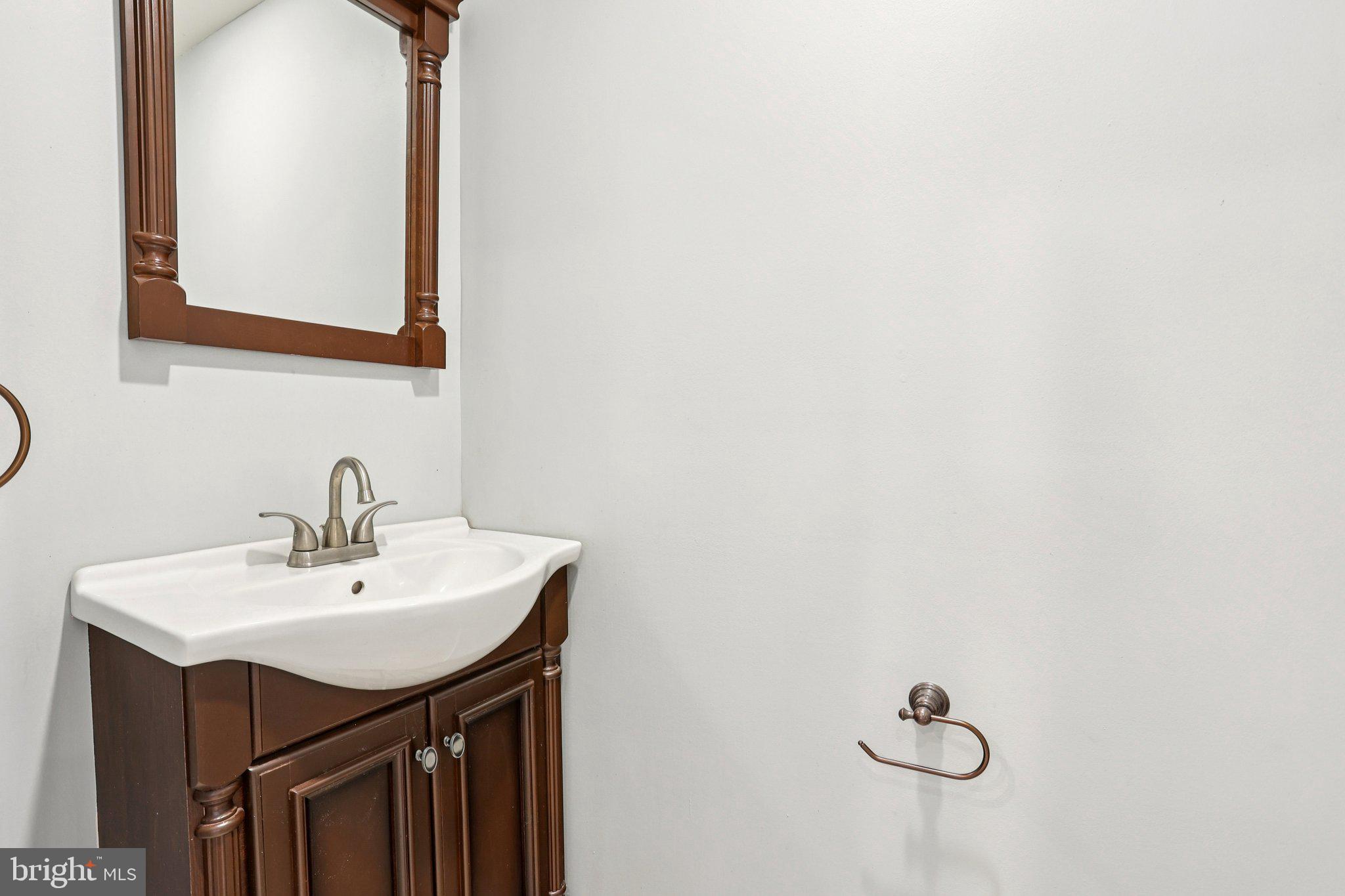 ROXBOROUGH - Residential