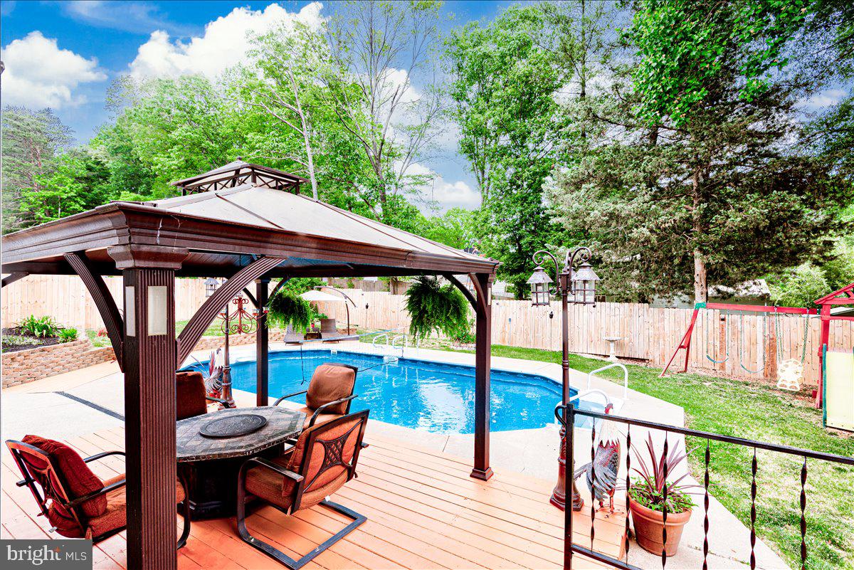 DOMINION GREEN - Residential