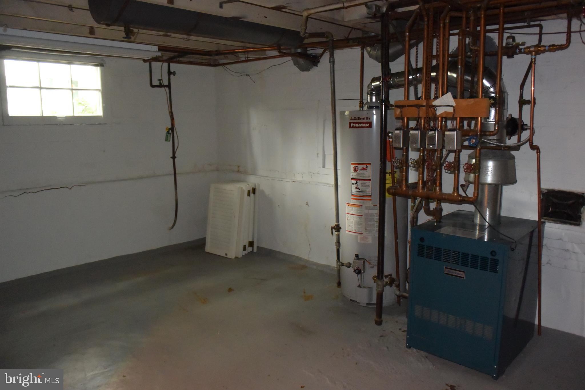 ROSEMONT - Residential Lease