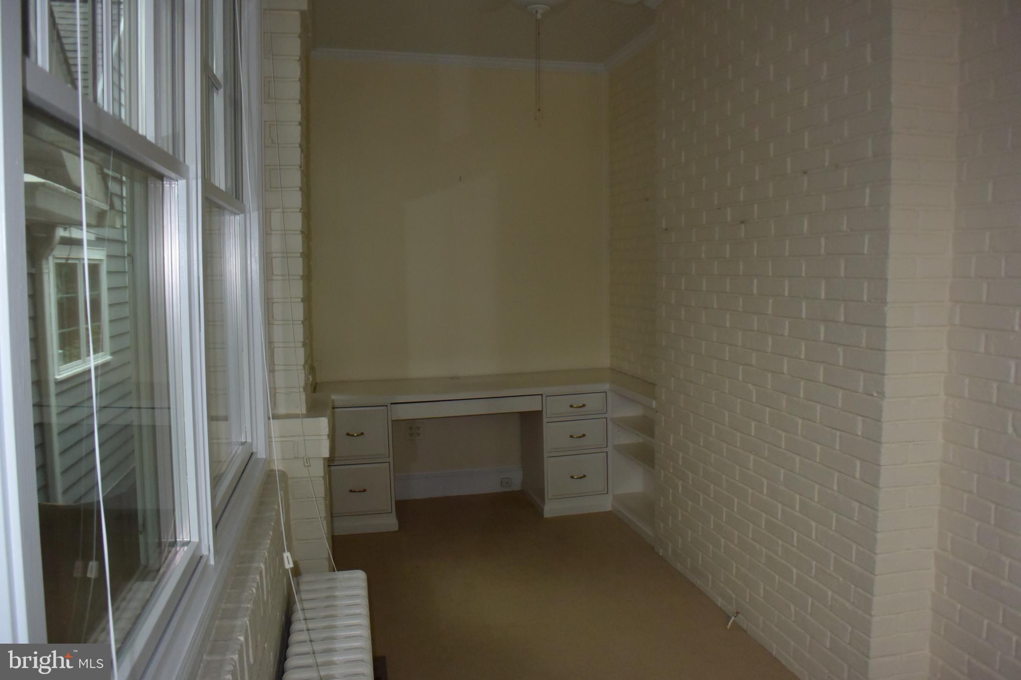 ROSEMONT - Residential Lease