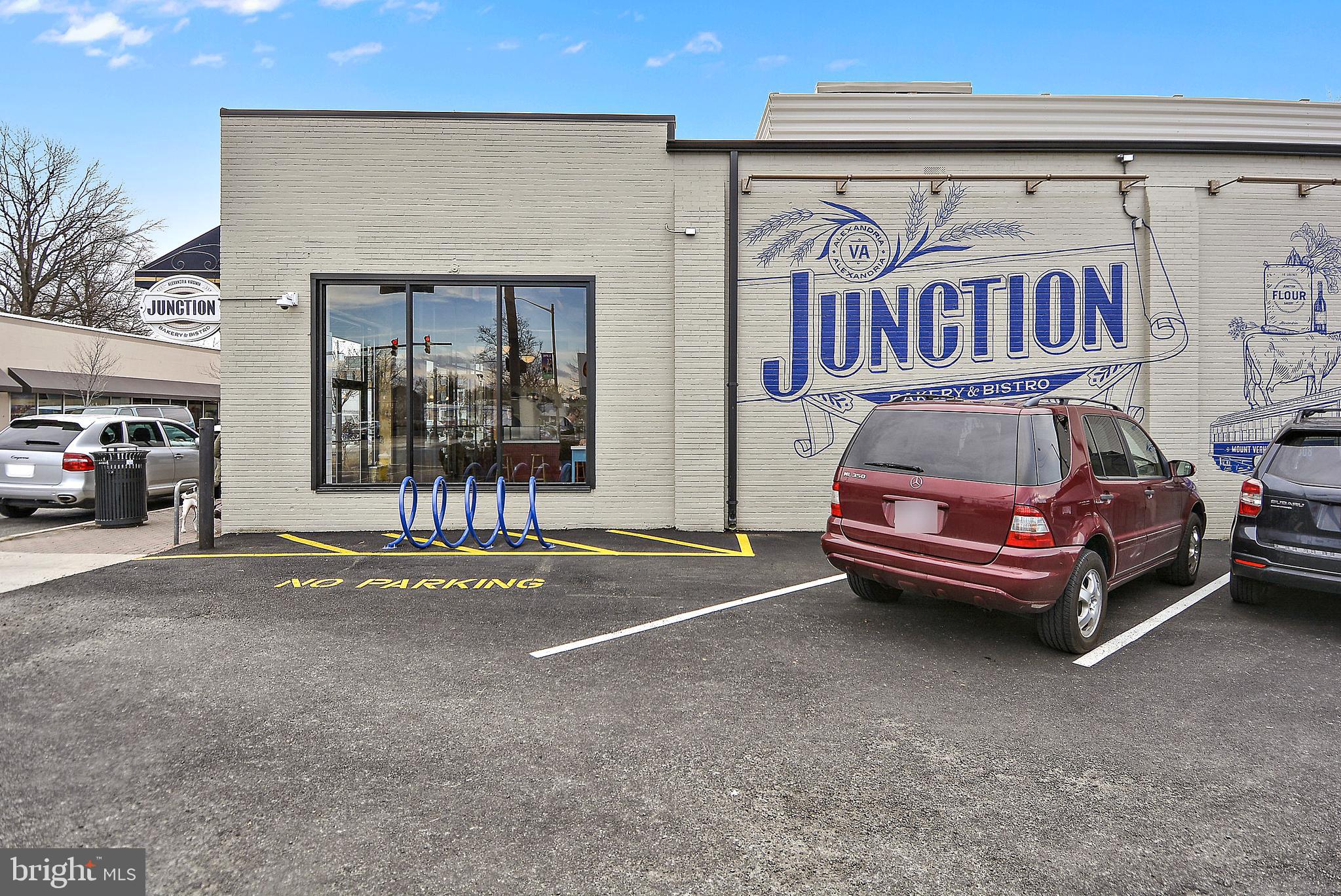 ROSEMONT - Residential Lease