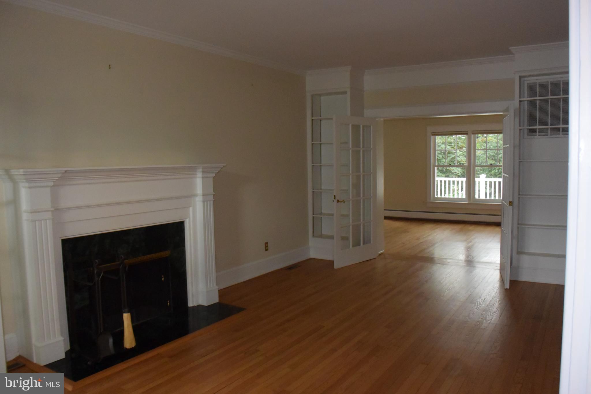 ROSEMONT - Residential Lease