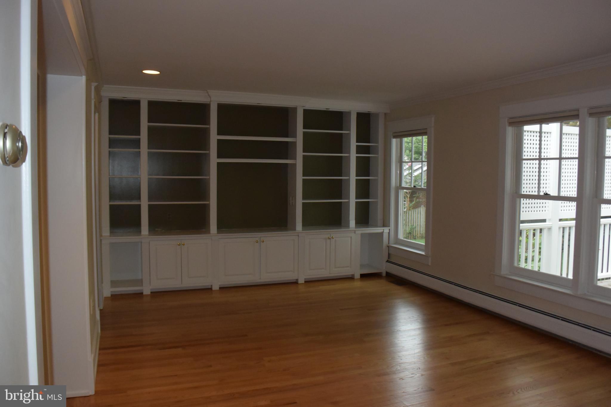 ROSEMONT - Residential Lease