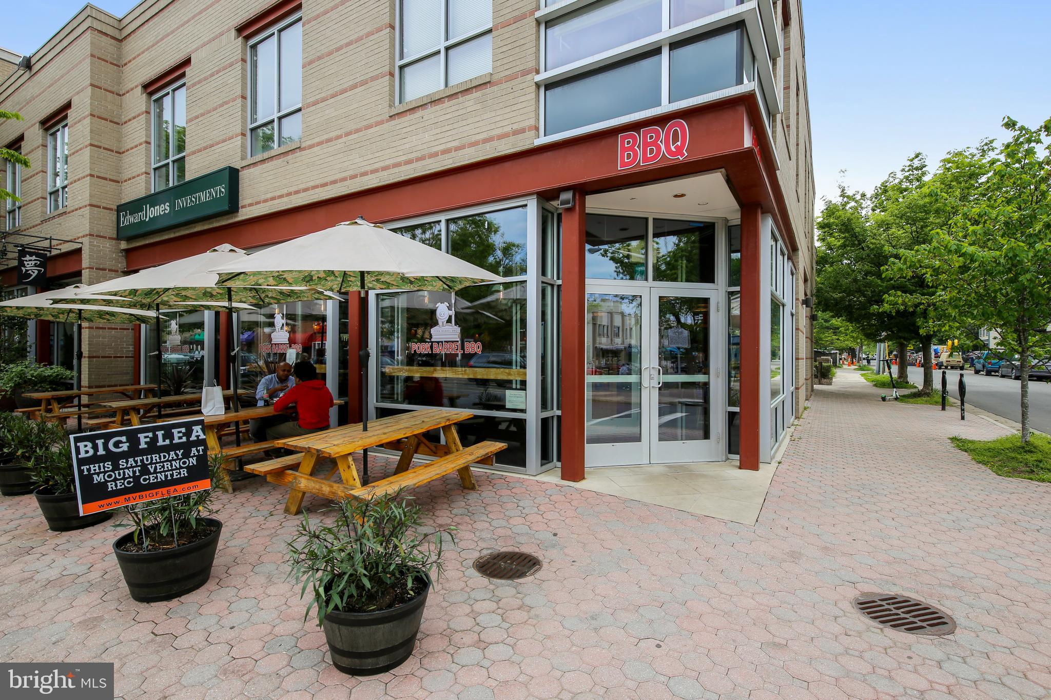 ROSEMONT - Residential Lease