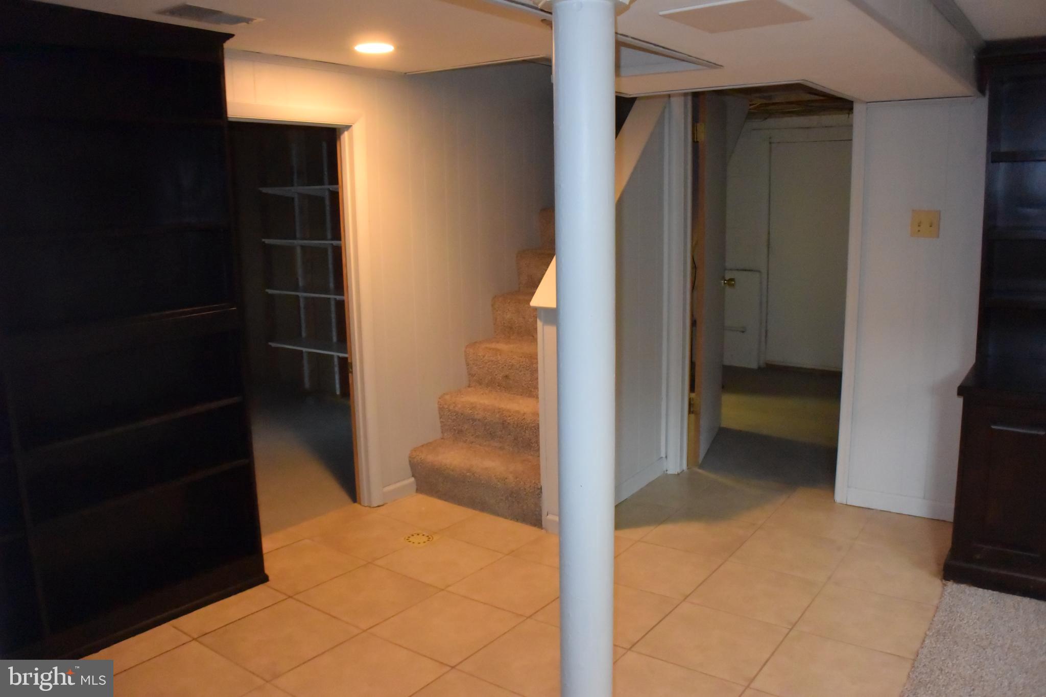 ROSEMONT - Residential Lease