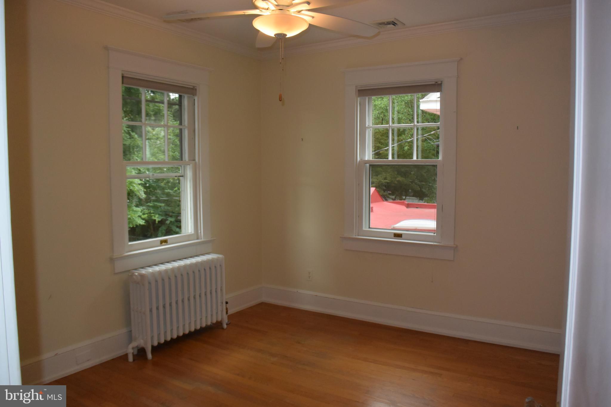 ROSEMONT - Residential Lease