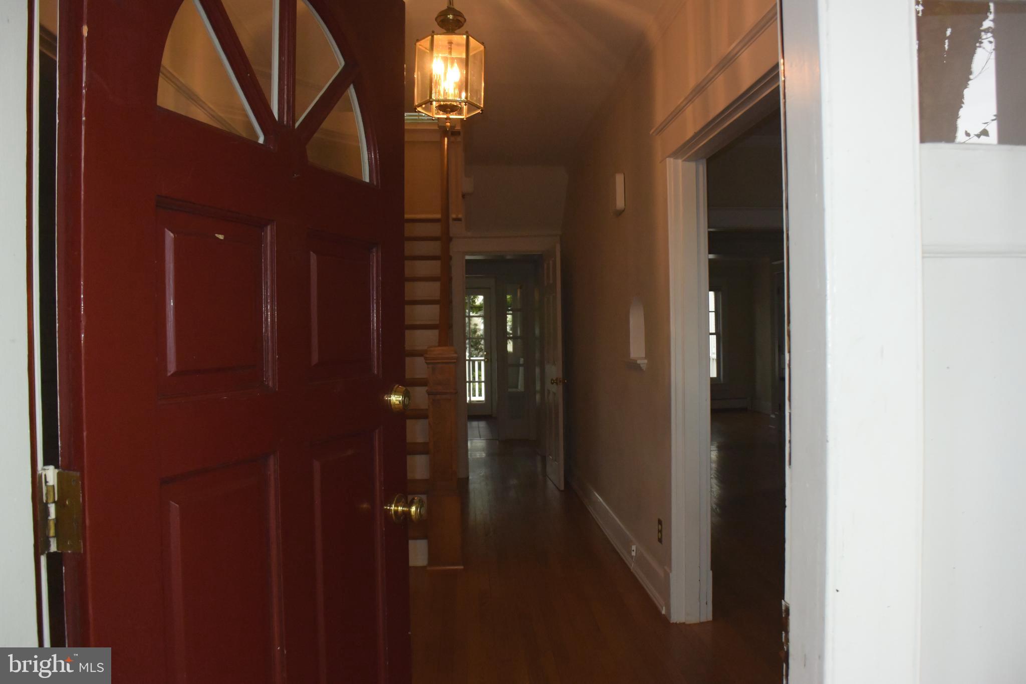 ROSEMONT - Residential Lease