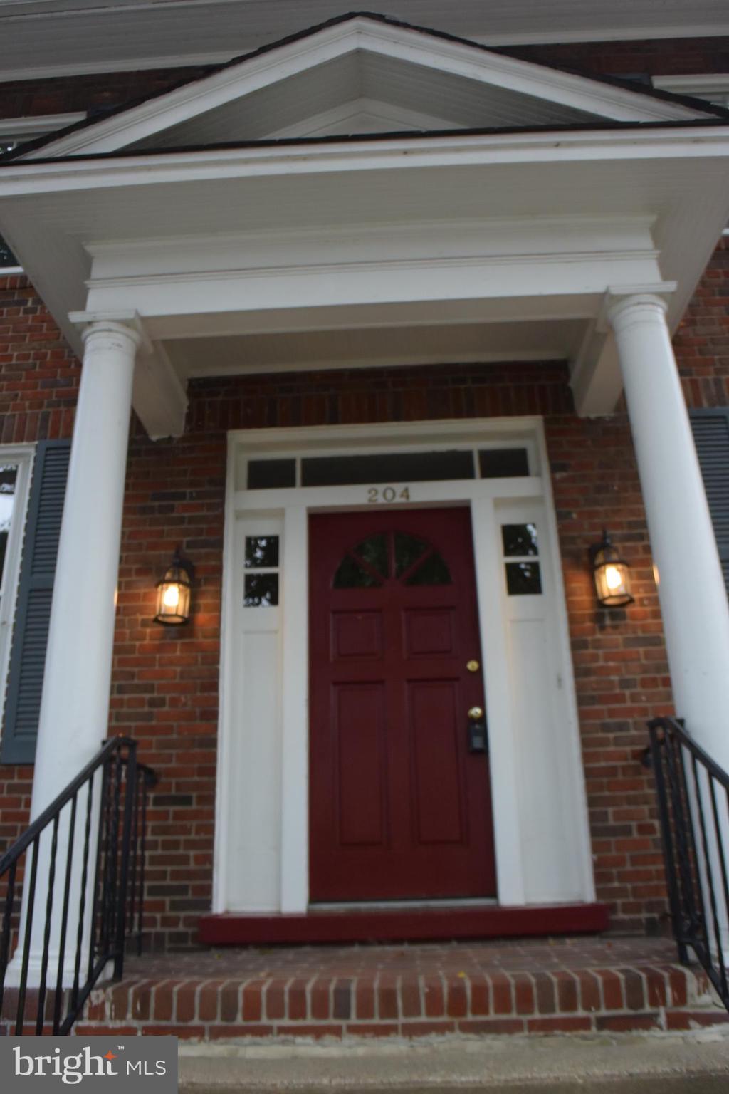 ROSEMONT - Residential Lease