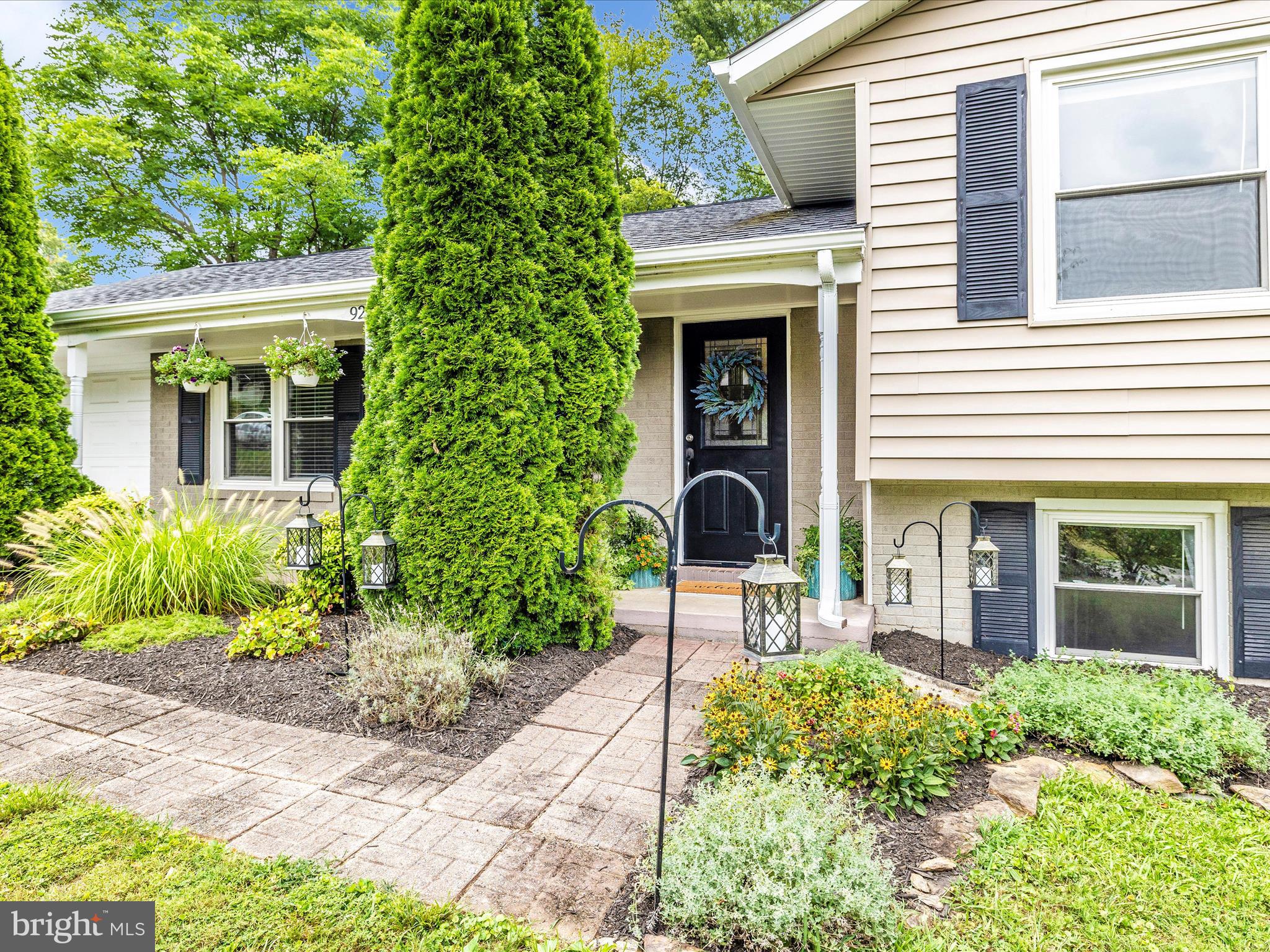 WISPERREN OAKS - Residential