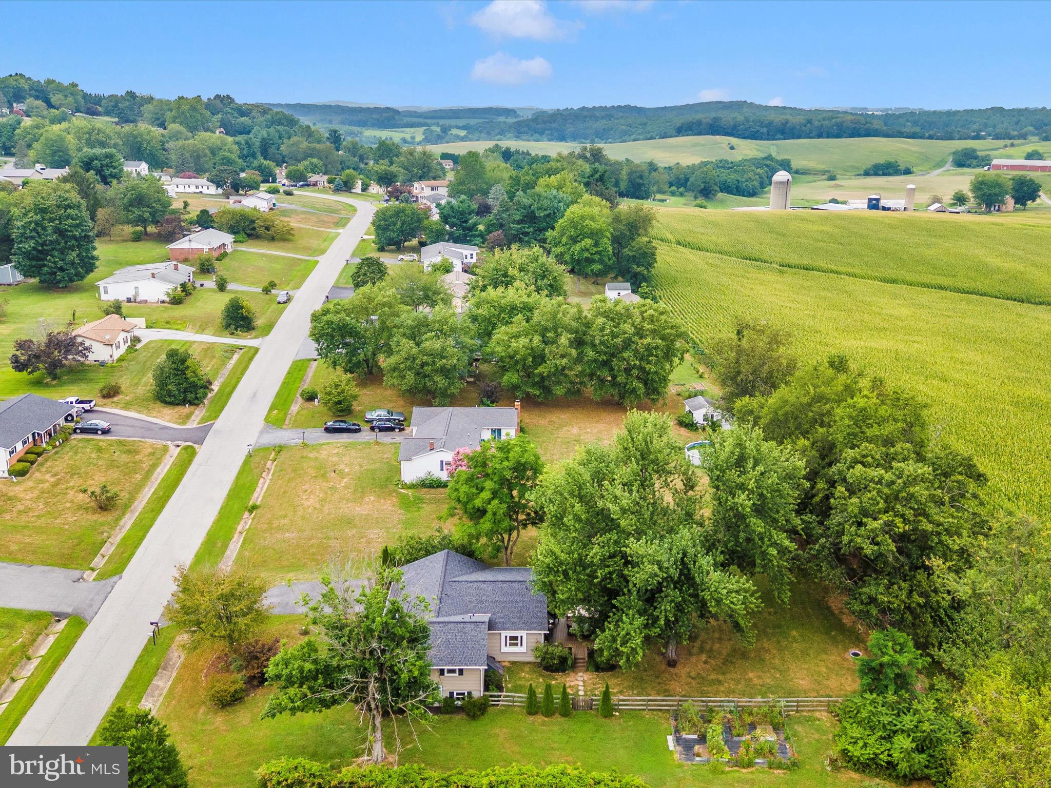 WISPERREN OAKS - Residential