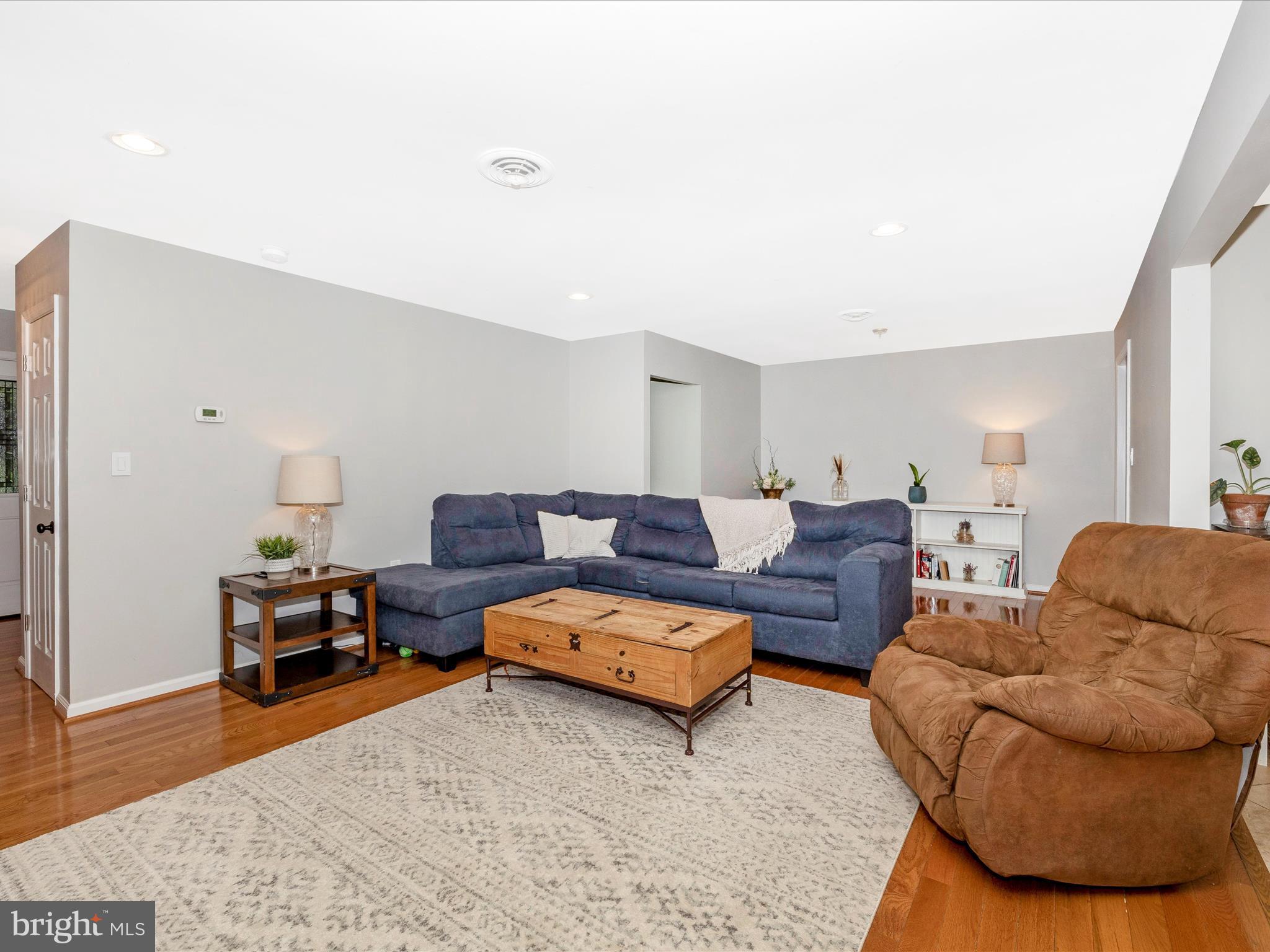 WISPERREN OAKS - Residential