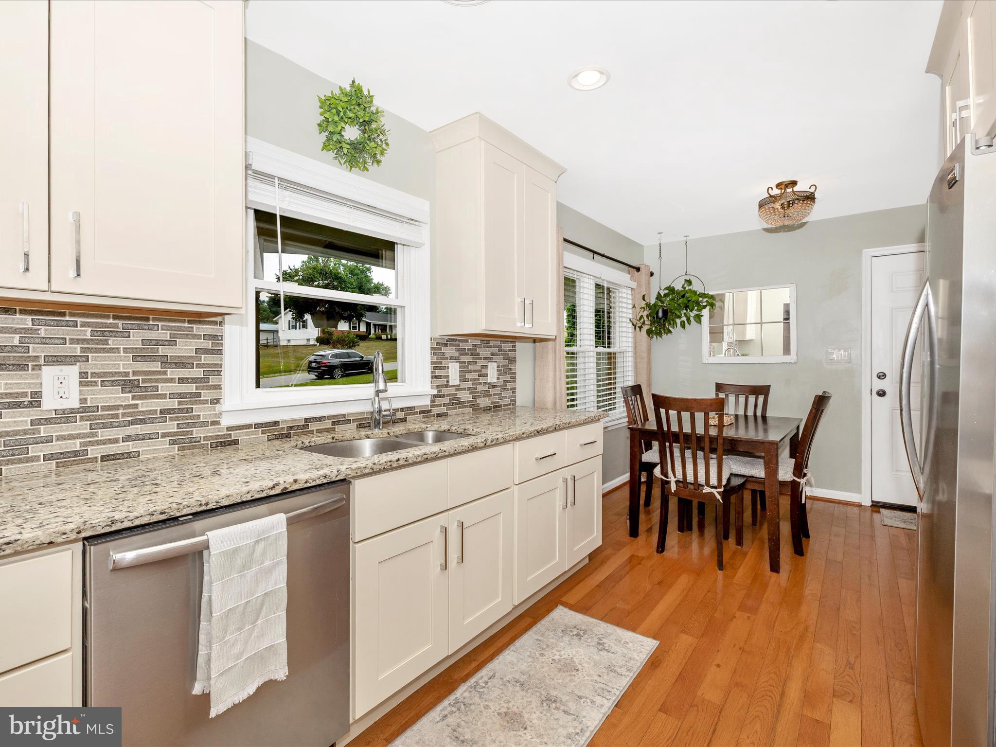 WISPERREN OAKS - Residential