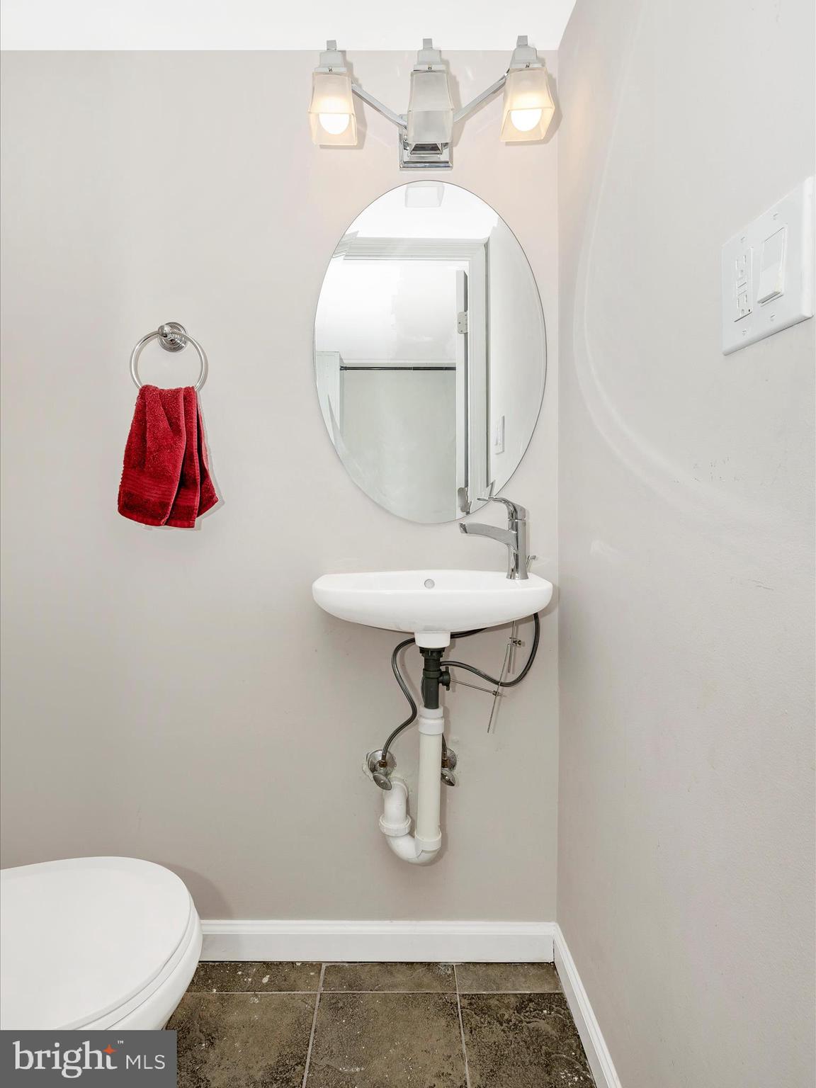 WISPERREN OAKS - Residential