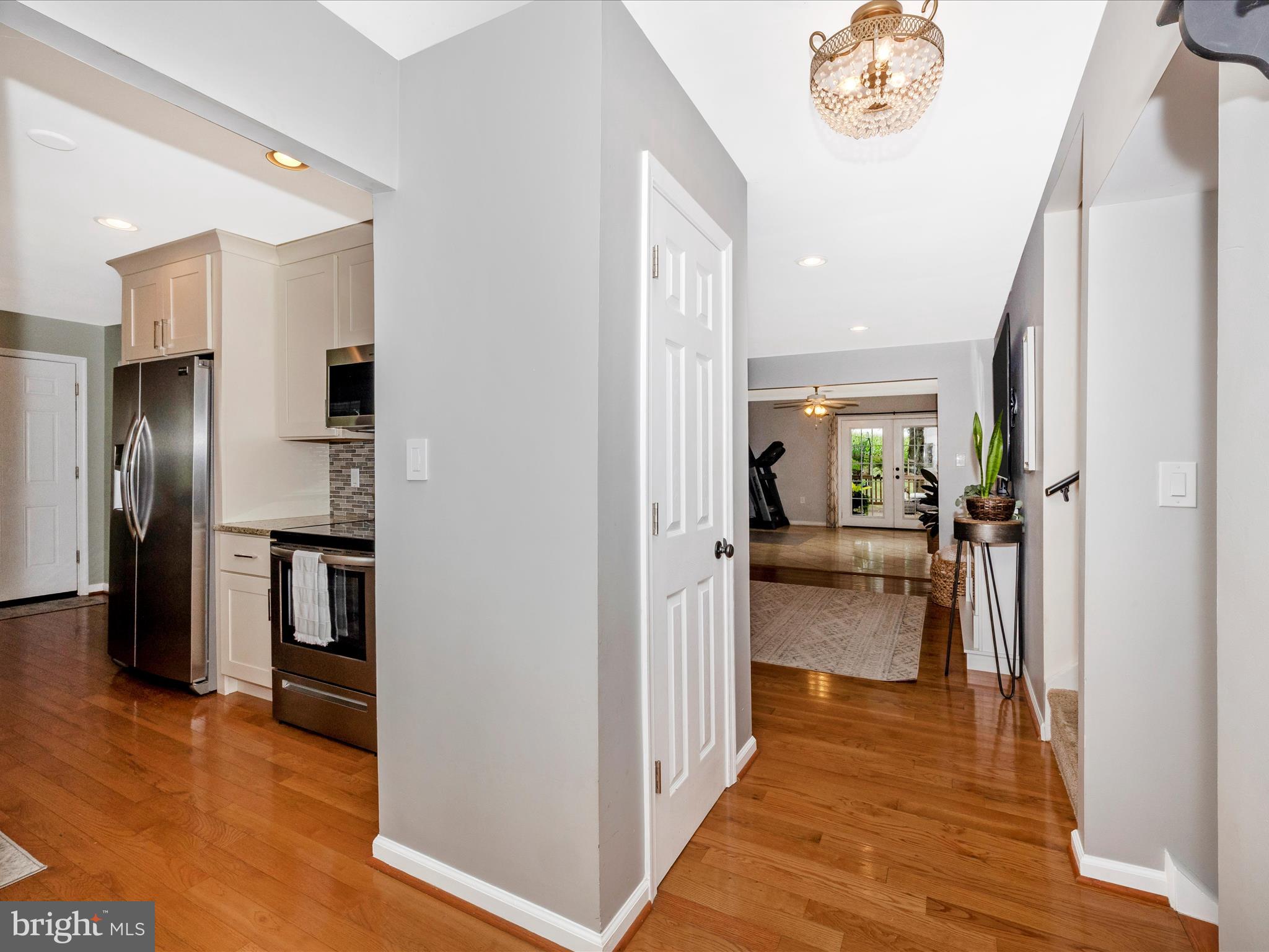 WISPERREN OAKS - Residential