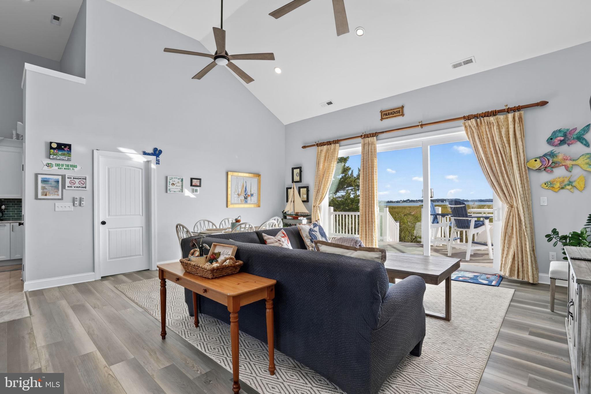 SOUTH SHORE MARINA - Residential