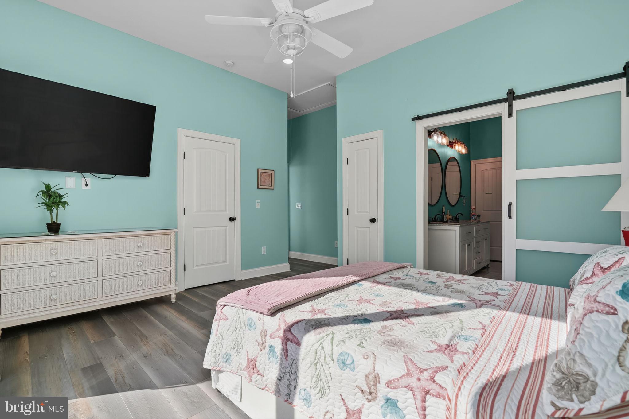 SOUTH SHORE MARINA - Residential