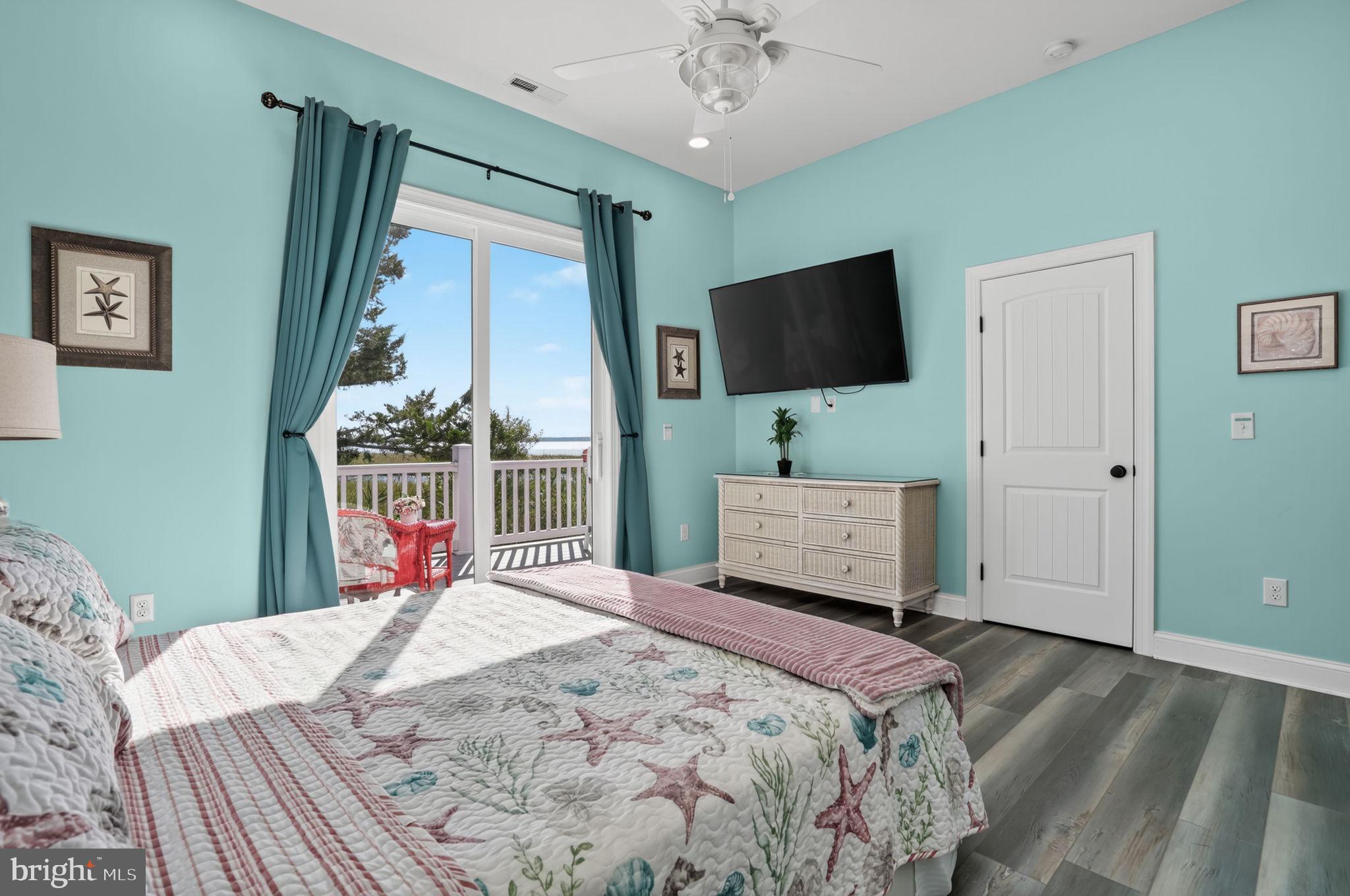 SOUTH SHORE MARINA - Residential