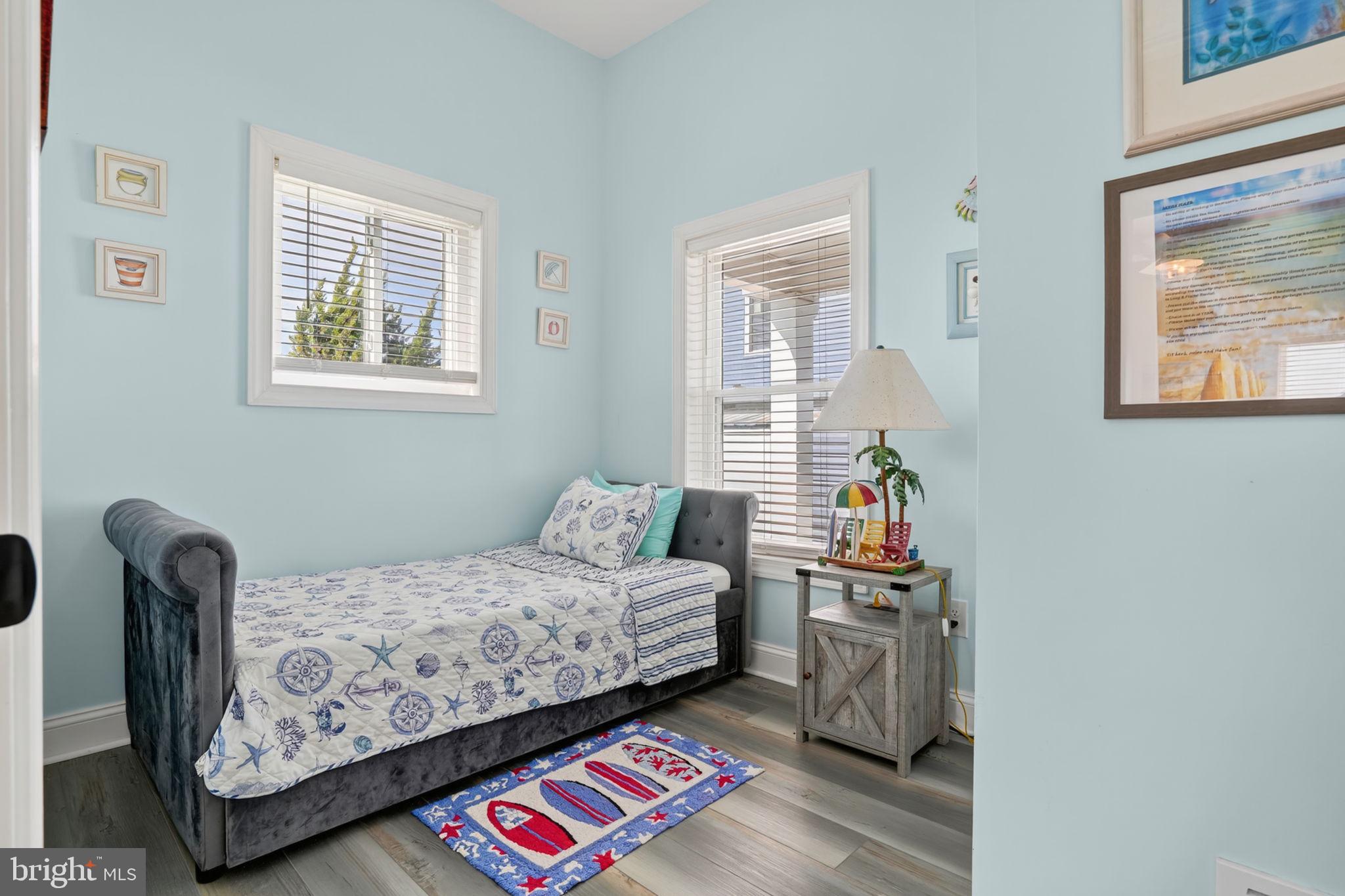 SOUTH SHORE MARINA - Residential