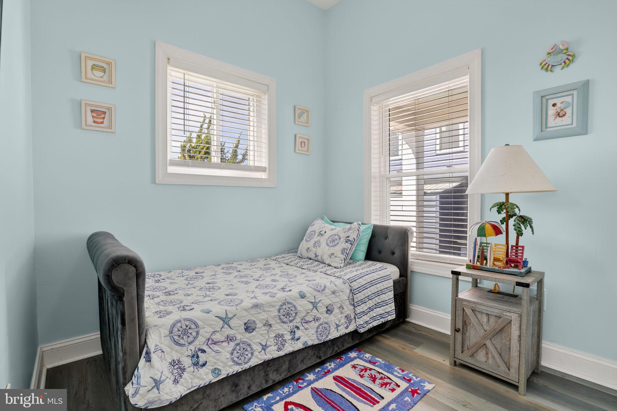 SOUTH SHORE MARINA - Residential