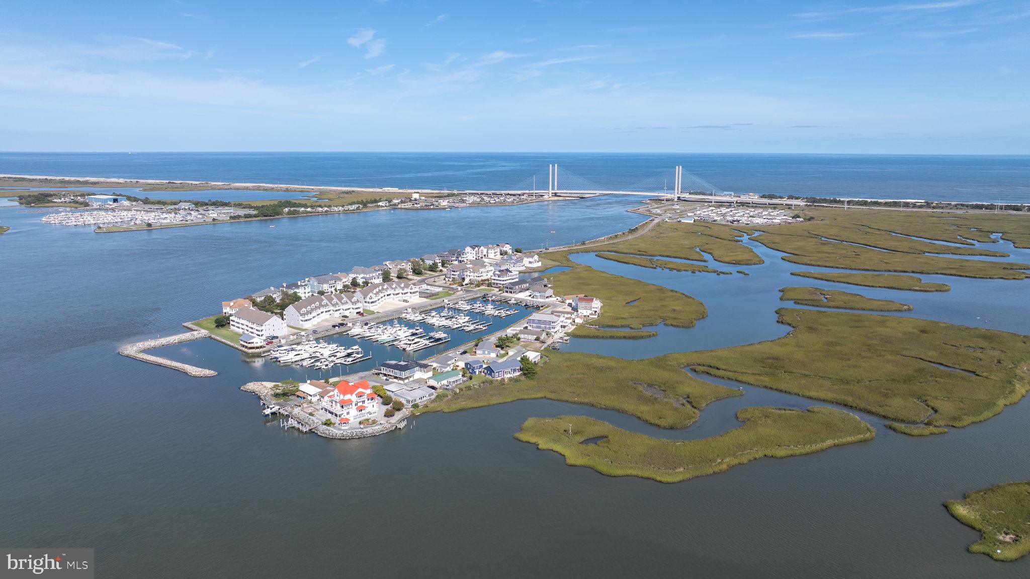 SOUTH SHORE MARINA - Residential