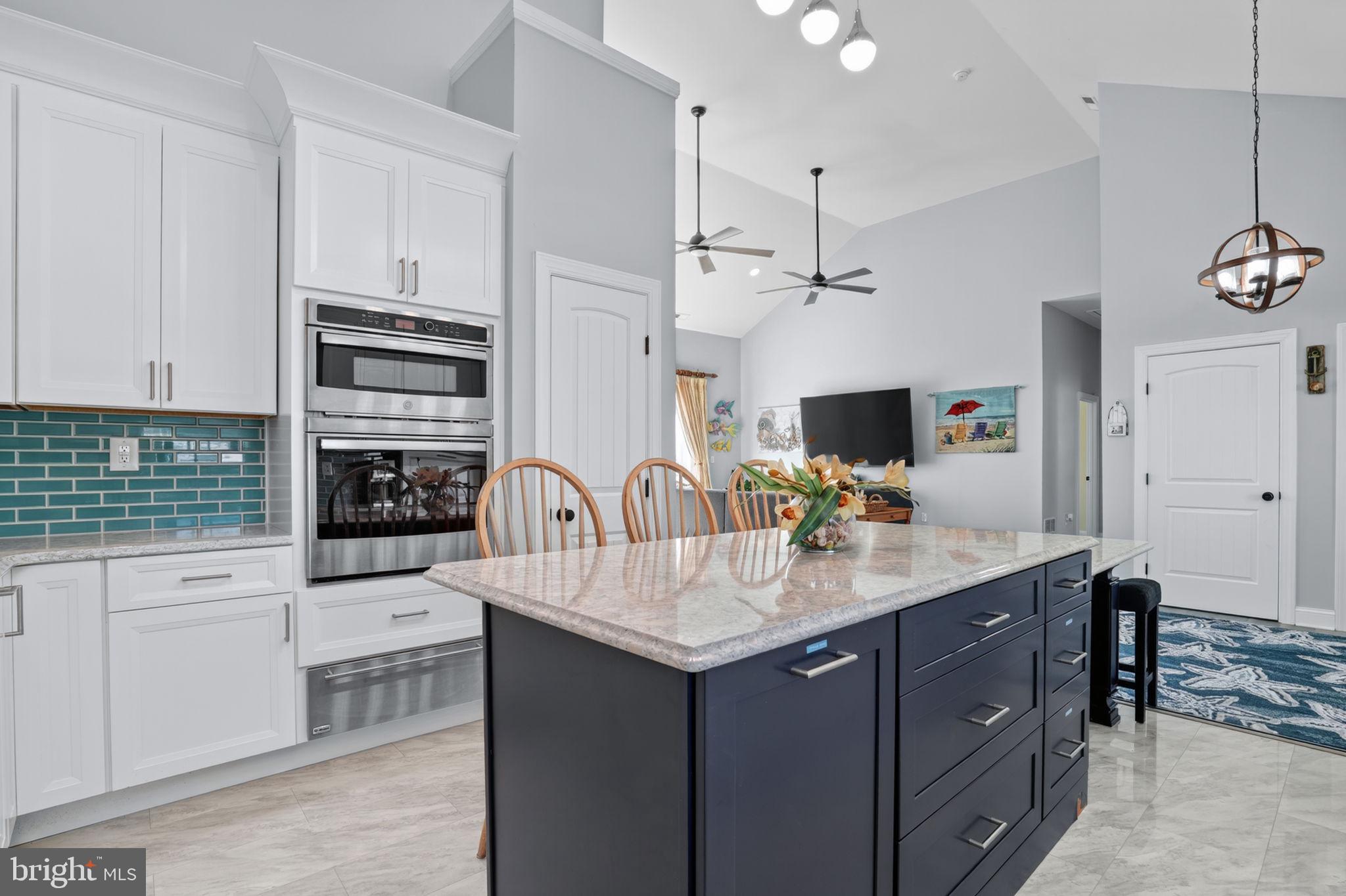 SOUTH SHORE MARINA - Residential