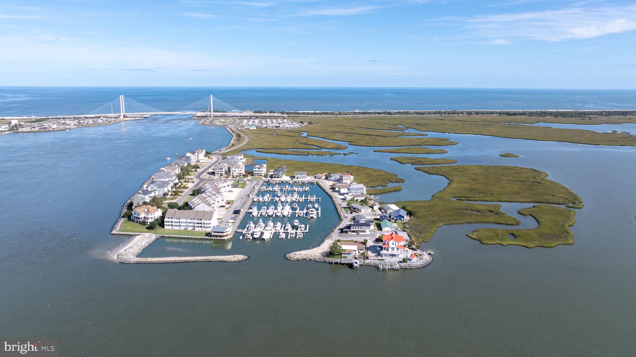 SOUTH SHORE MARINA - Residential