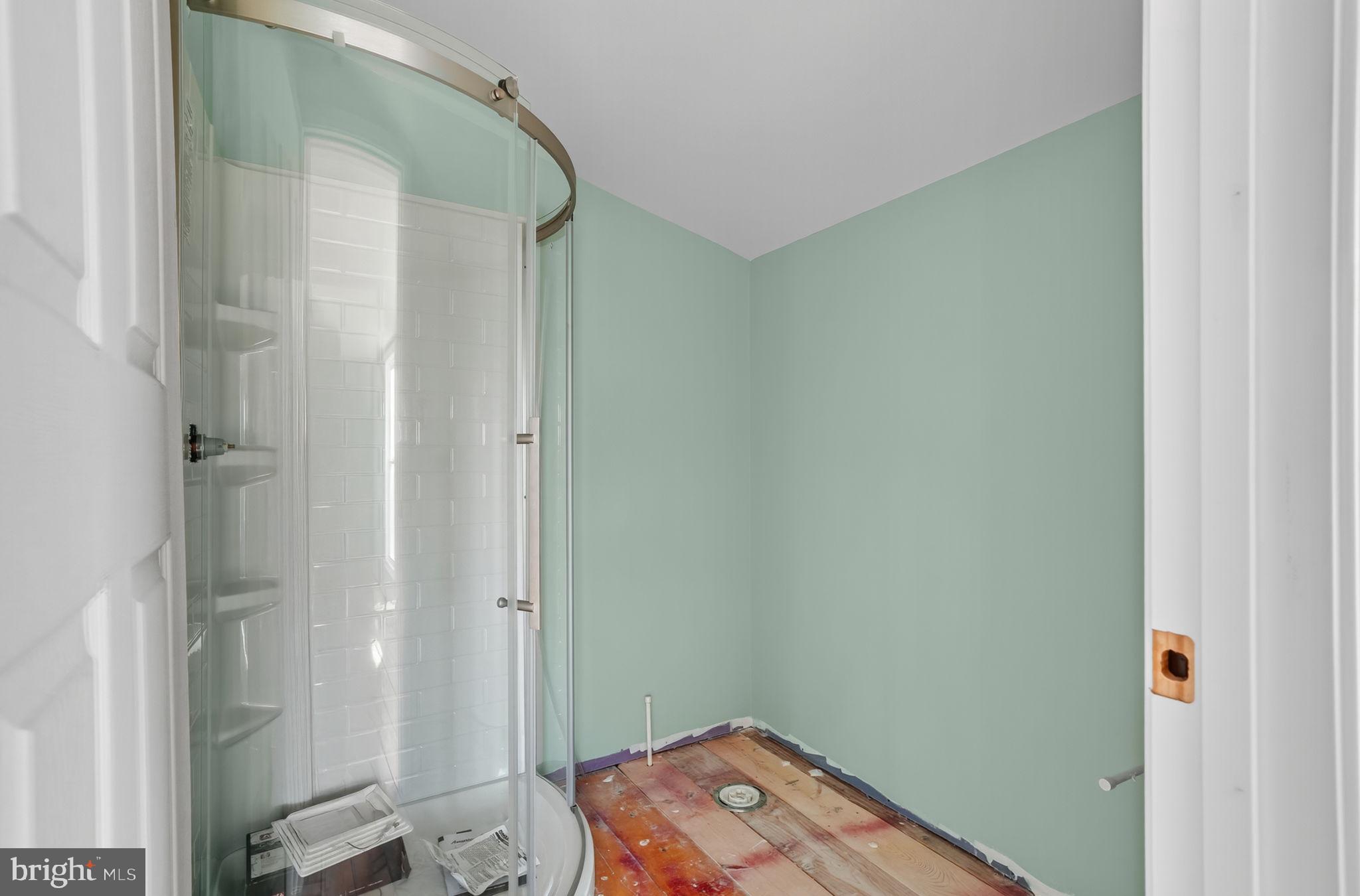 SOUTH SHORE MARINA - Residential