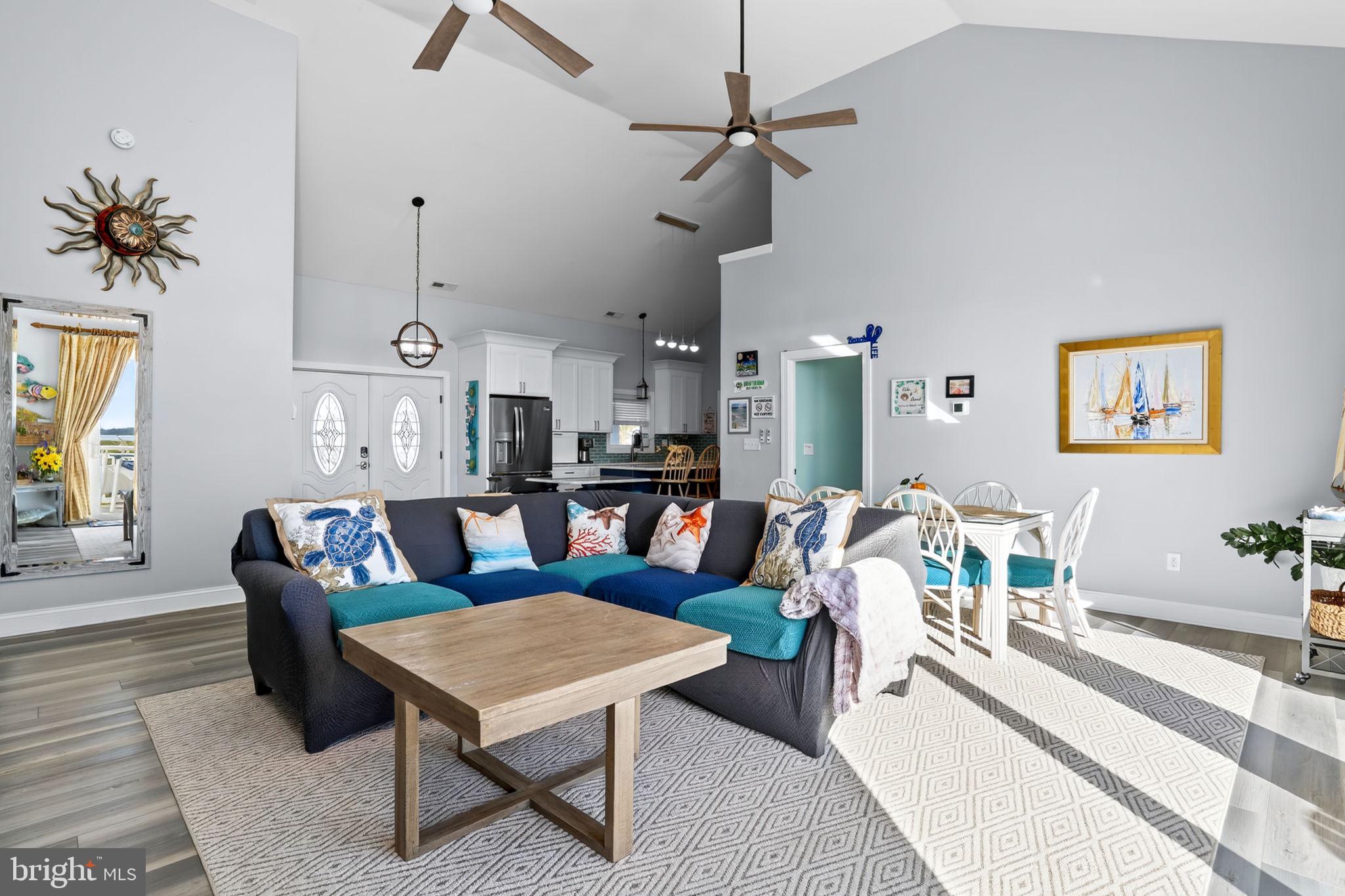 SOUTH SHORE MARINA - Residential