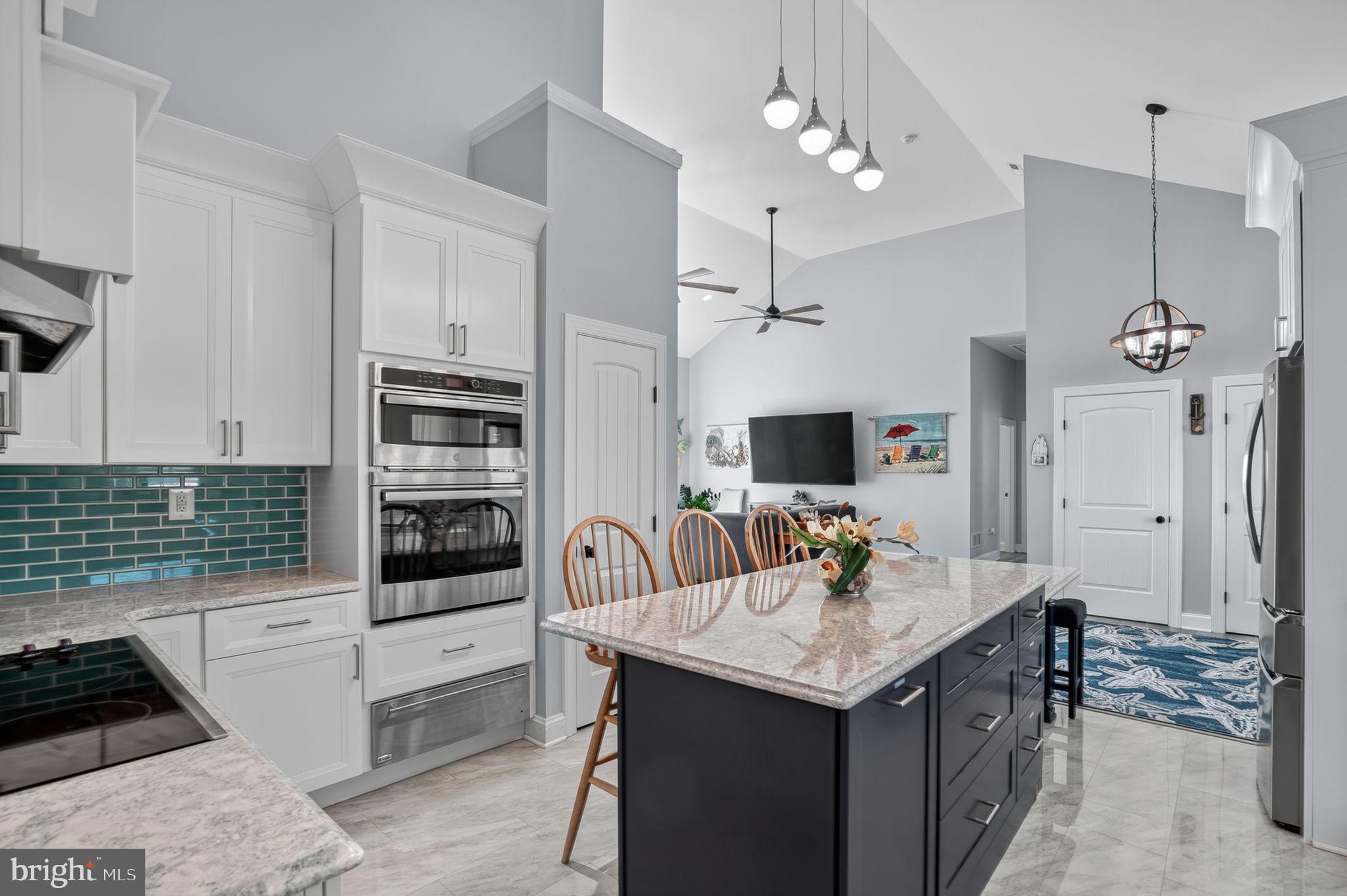 SOUTH SHORE MARINA - Residential