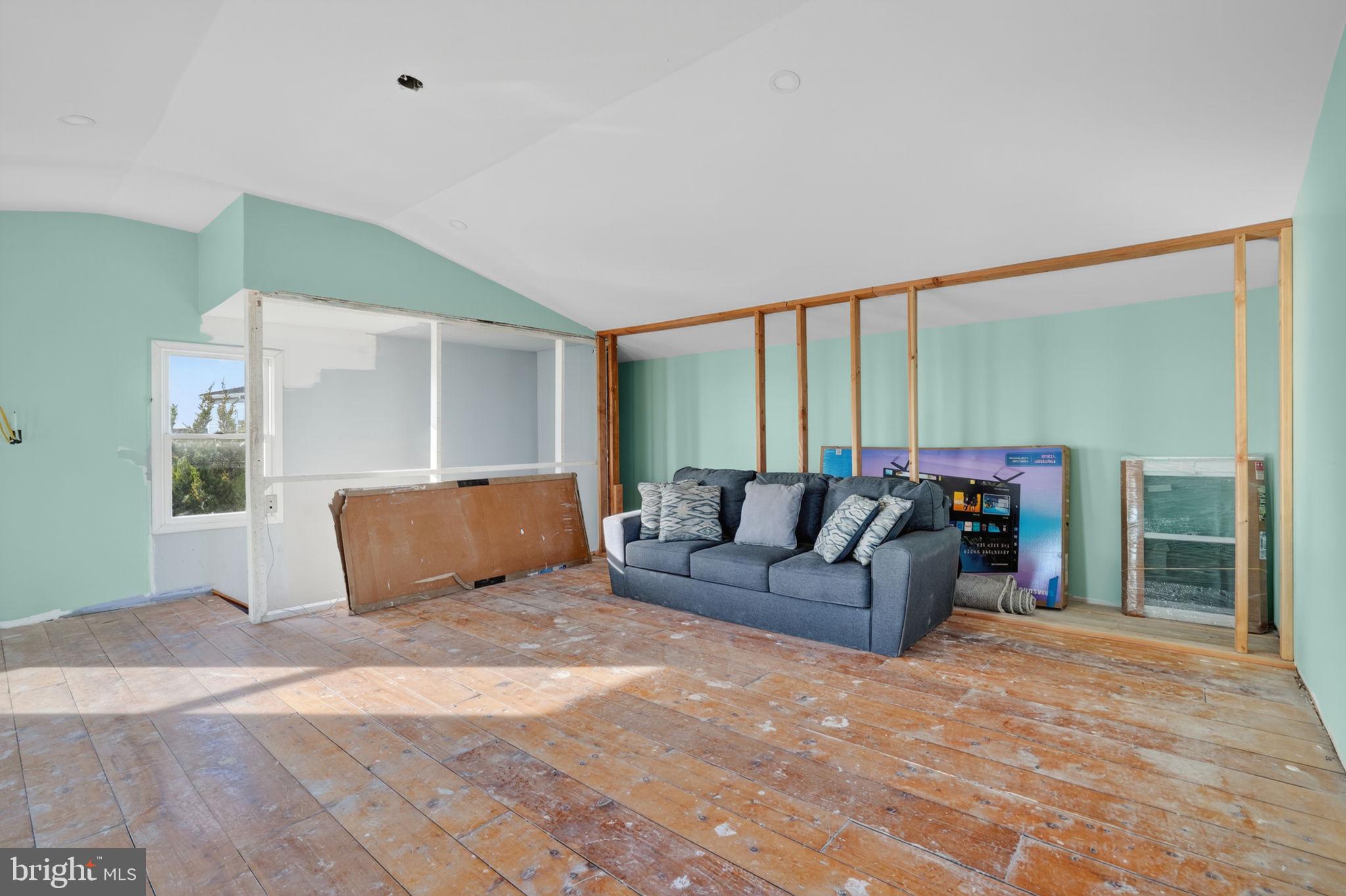 SOUTH SHORE MARINA - Residential