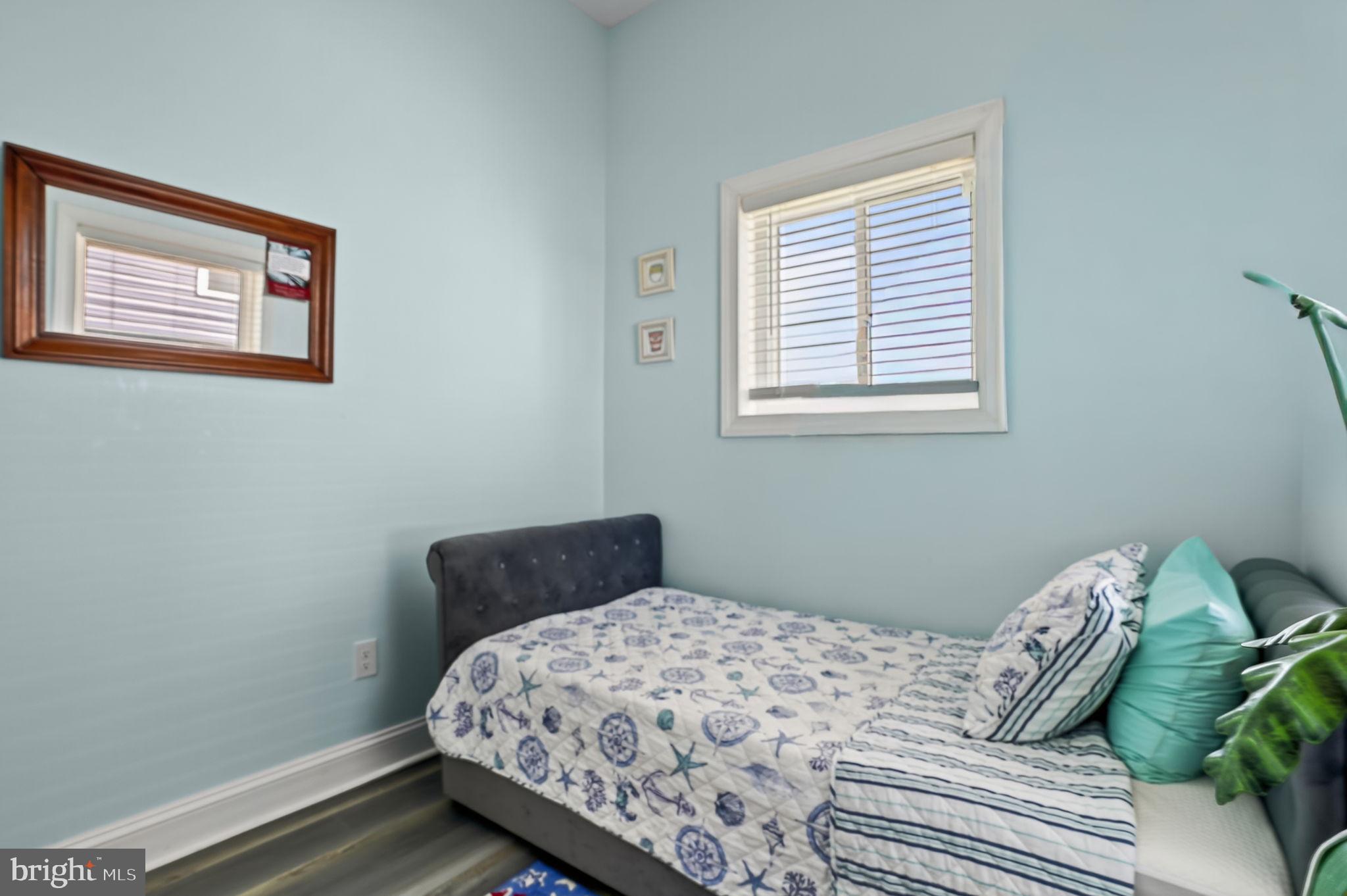 SOUTH SHORE MARINA - Residential