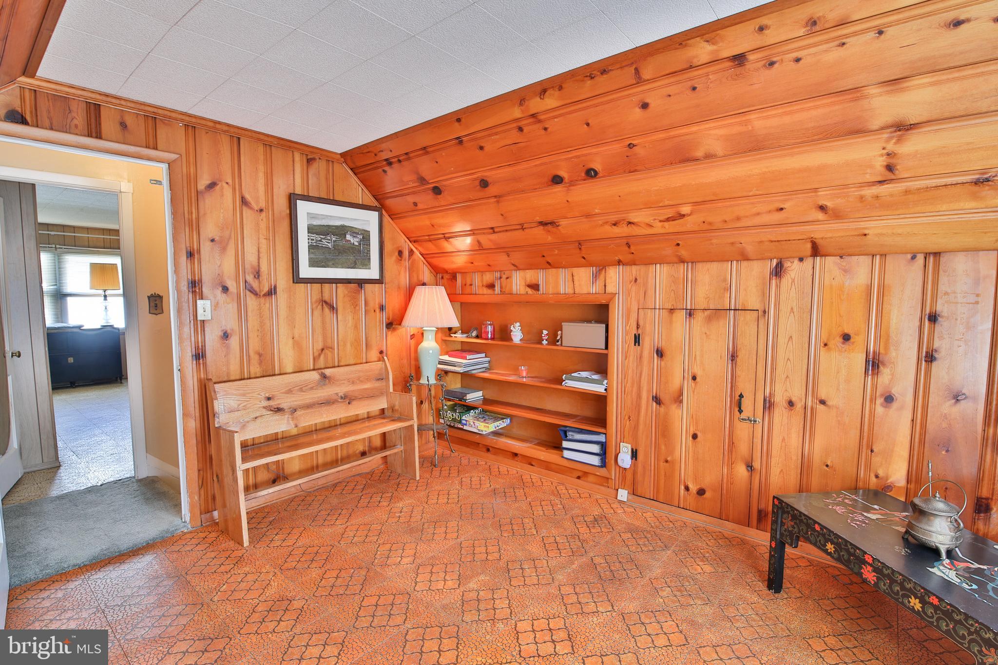 KIRK ACRES - Residential