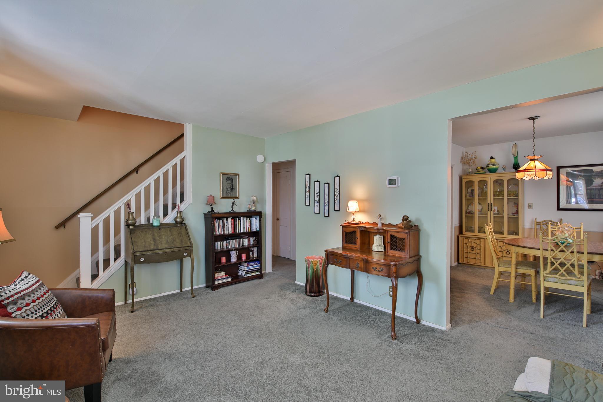 KIRK ACRES - Residential