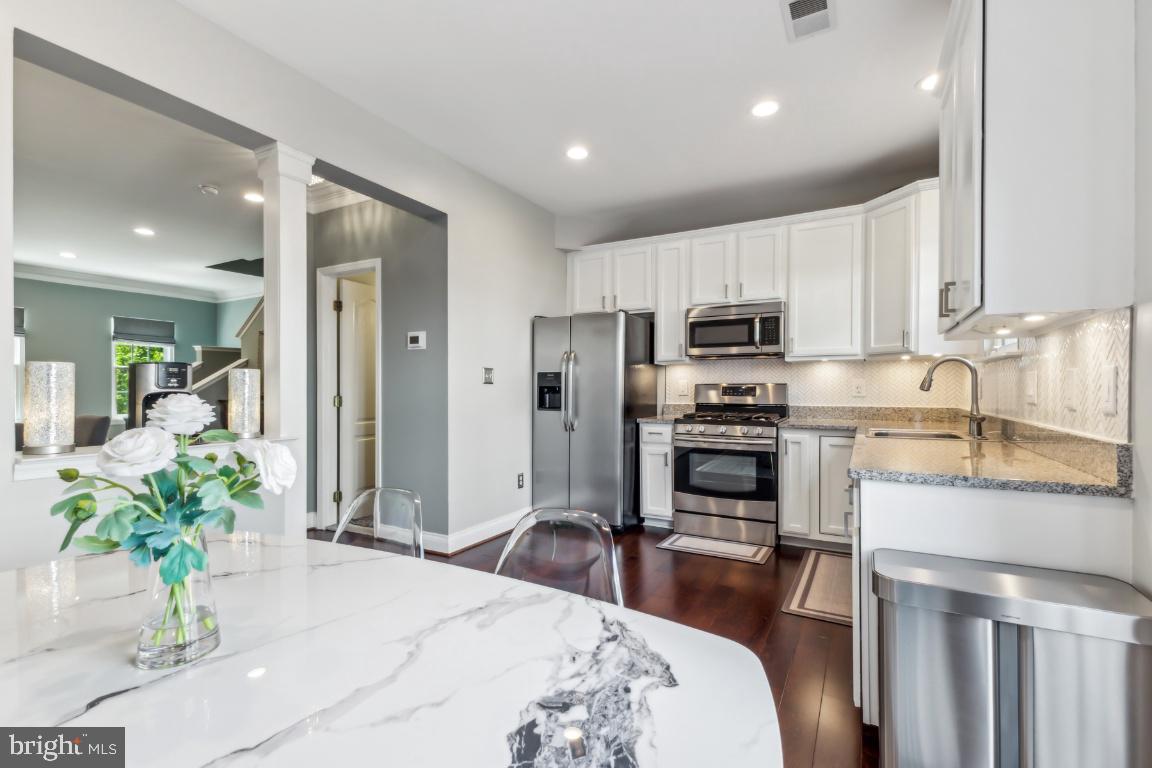 13512 TURQUOISE LANE
