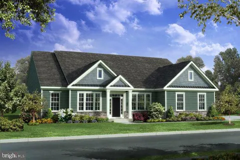 MLS: DENC2100356