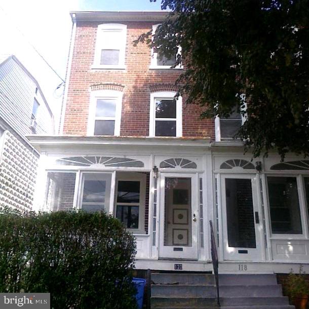 Photo 1 of 29 — 120 W 7TH AVENUE, CONSHOHOCKEN, PA 19428
