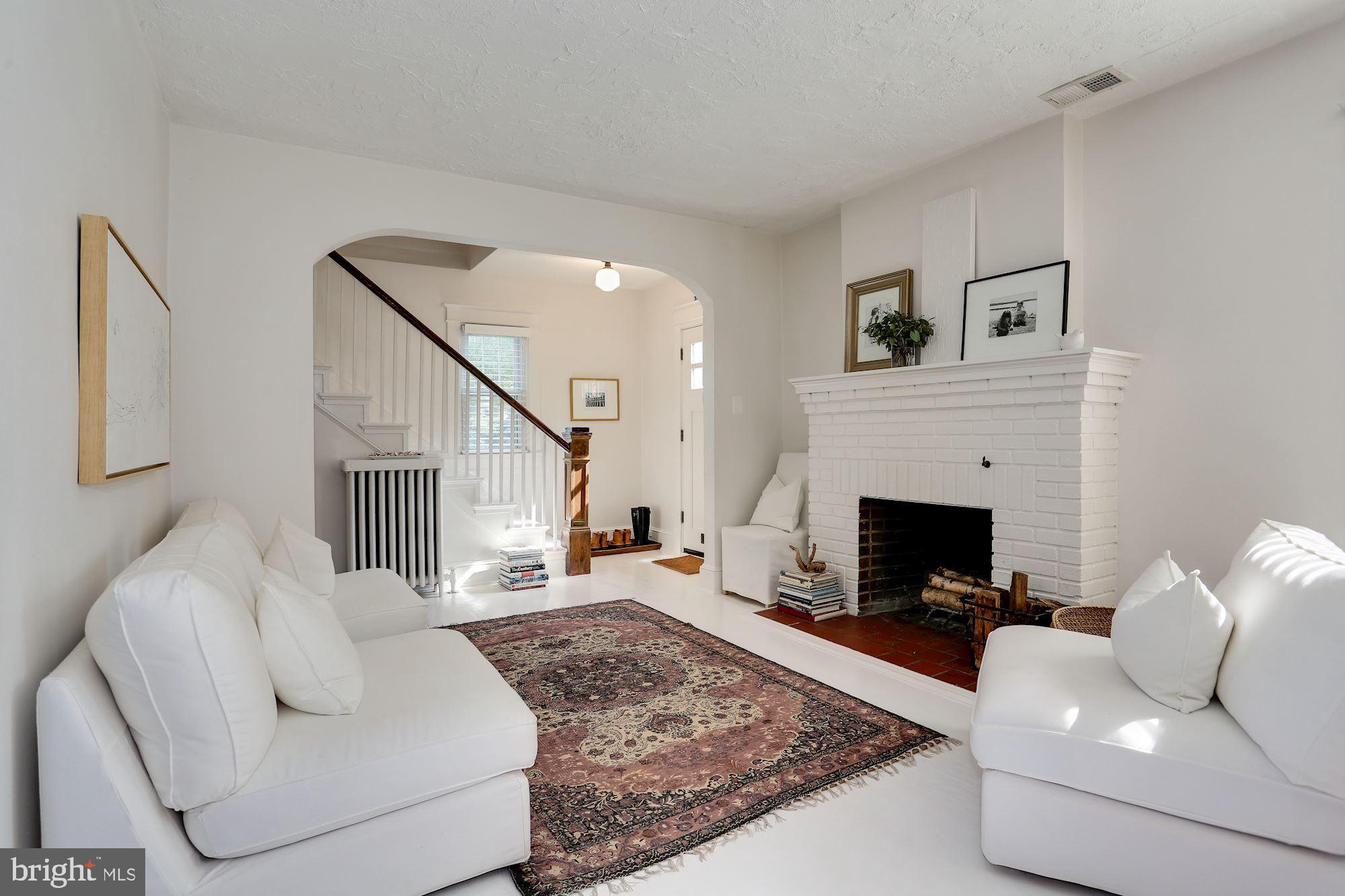 ROSEMONT - Residential