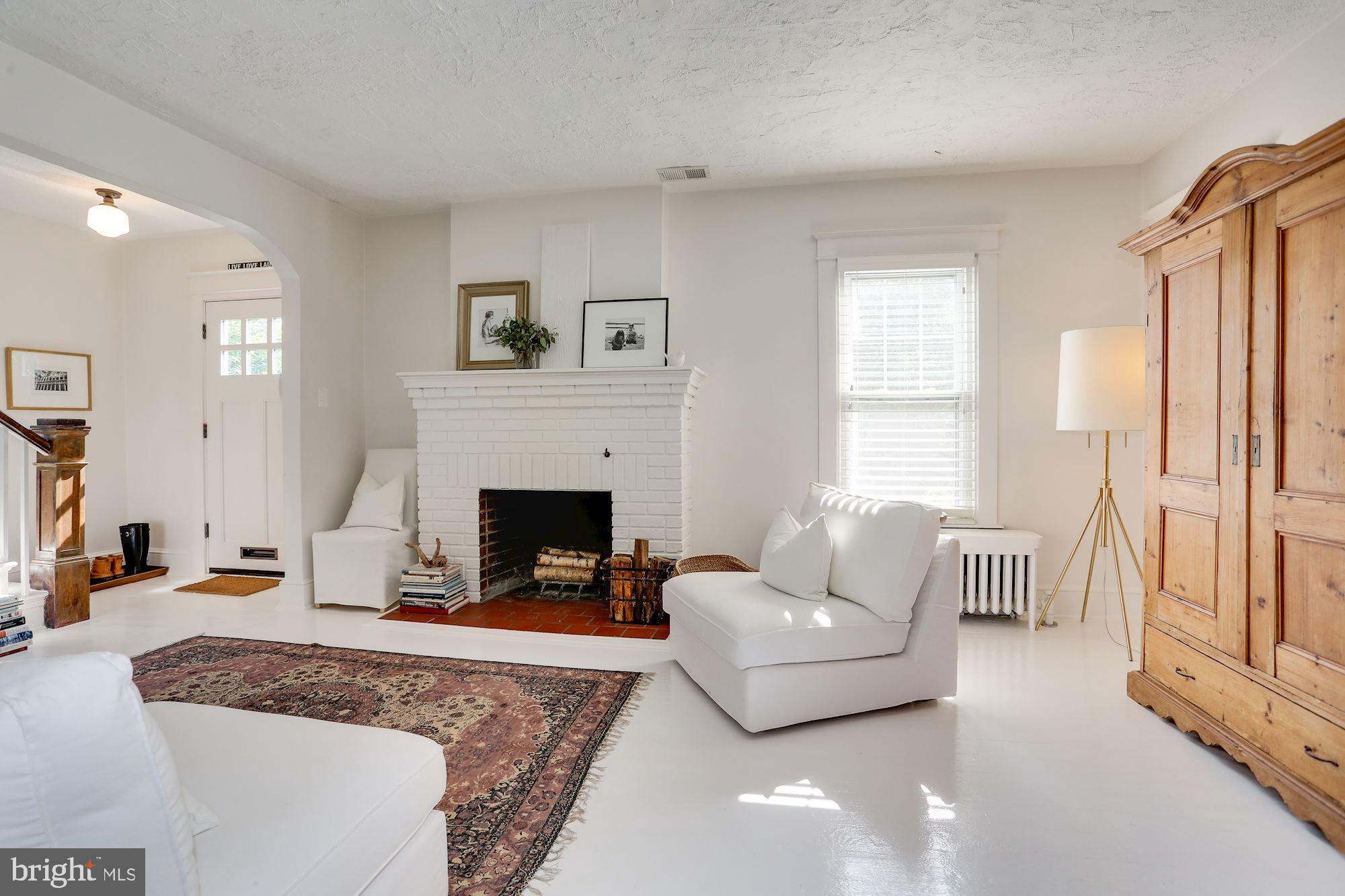 ROSEMONT - Residential