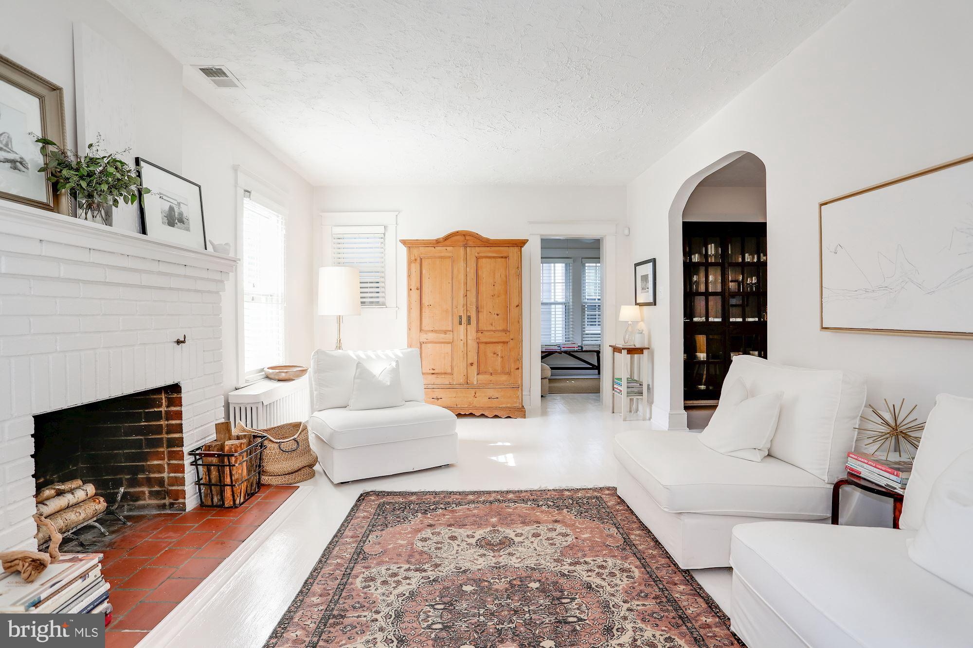 ROSEMONT - Residential