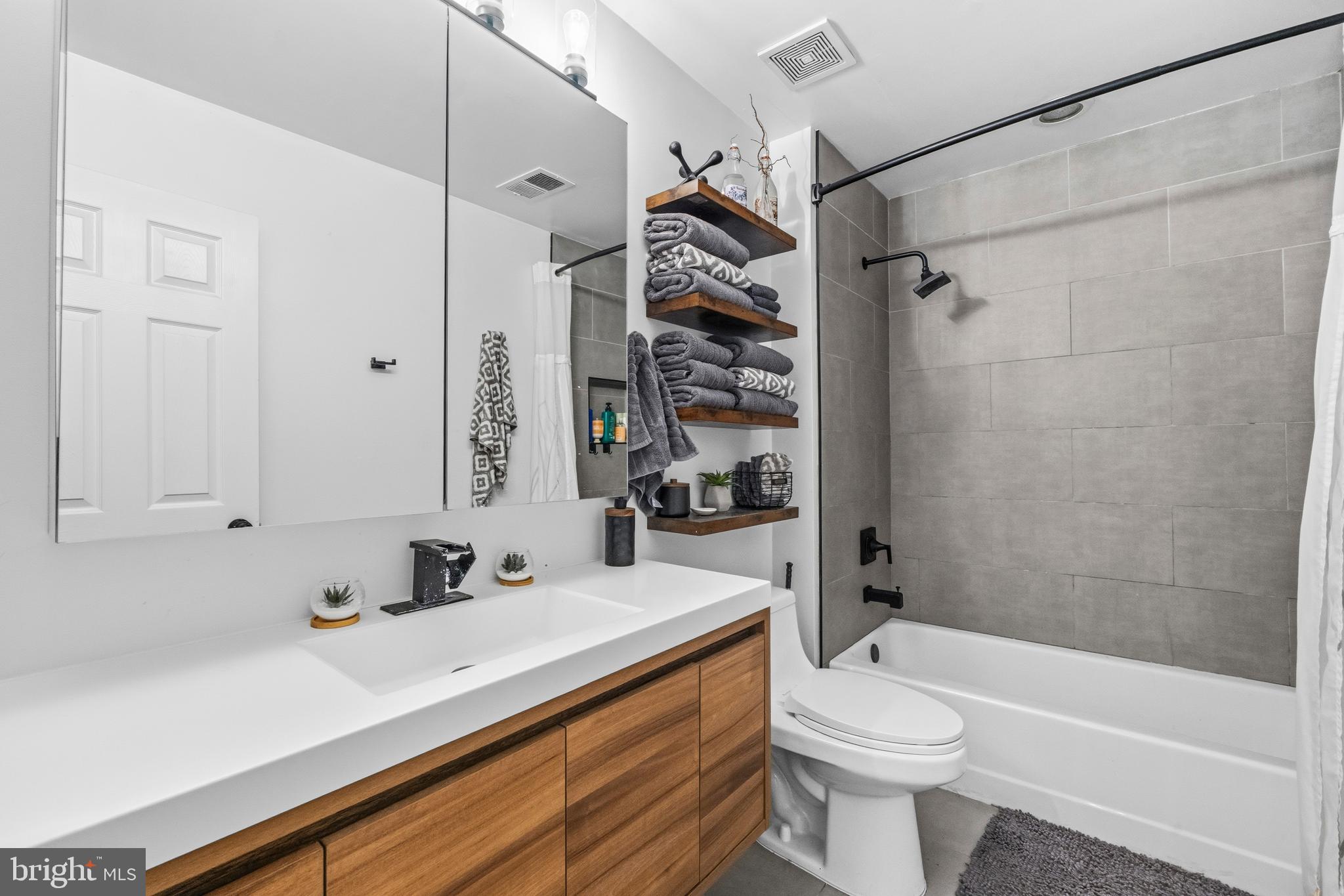 BRAEMAR - Residential