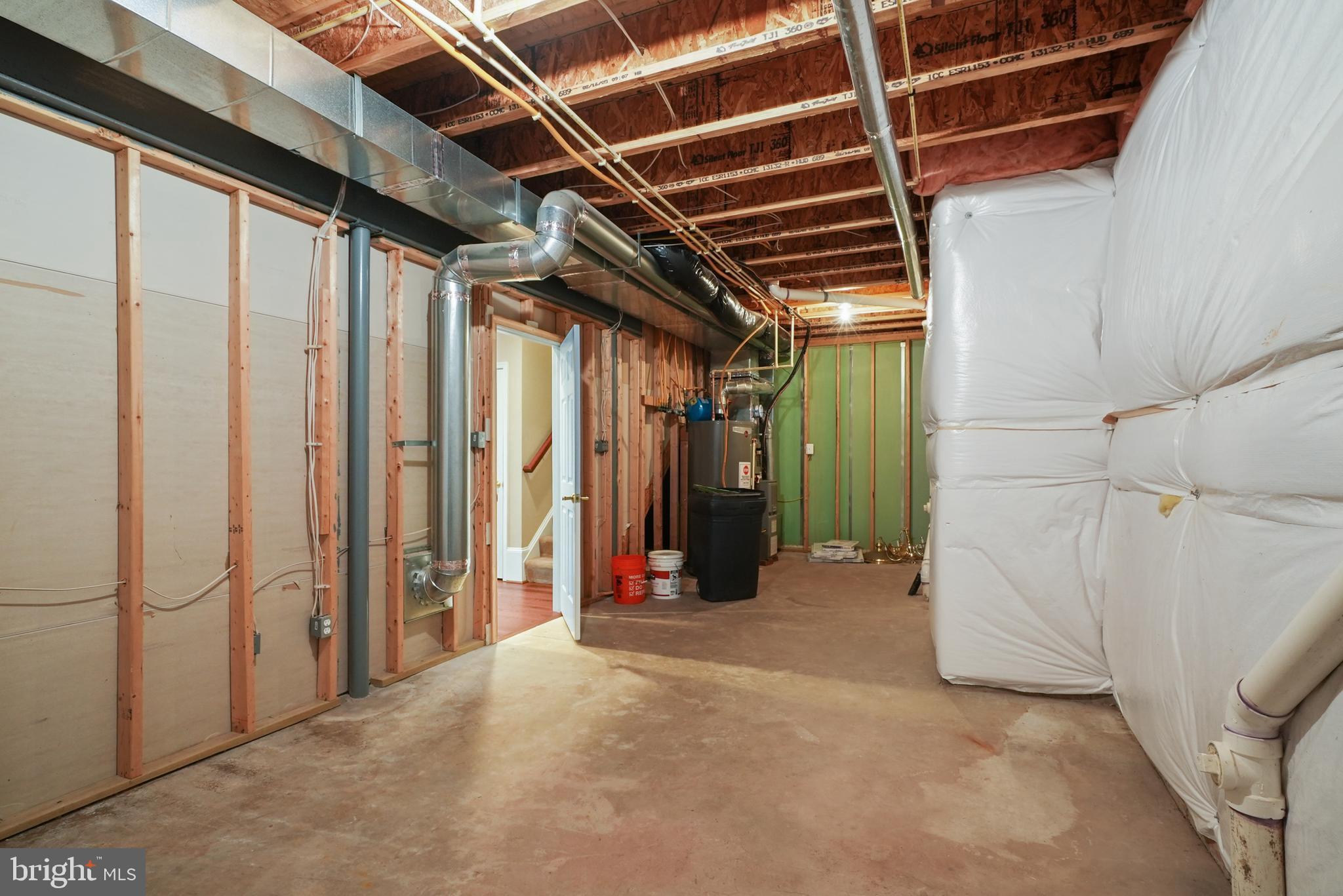 LANSDOWNE ON THE POTOMAC - Residential Lease