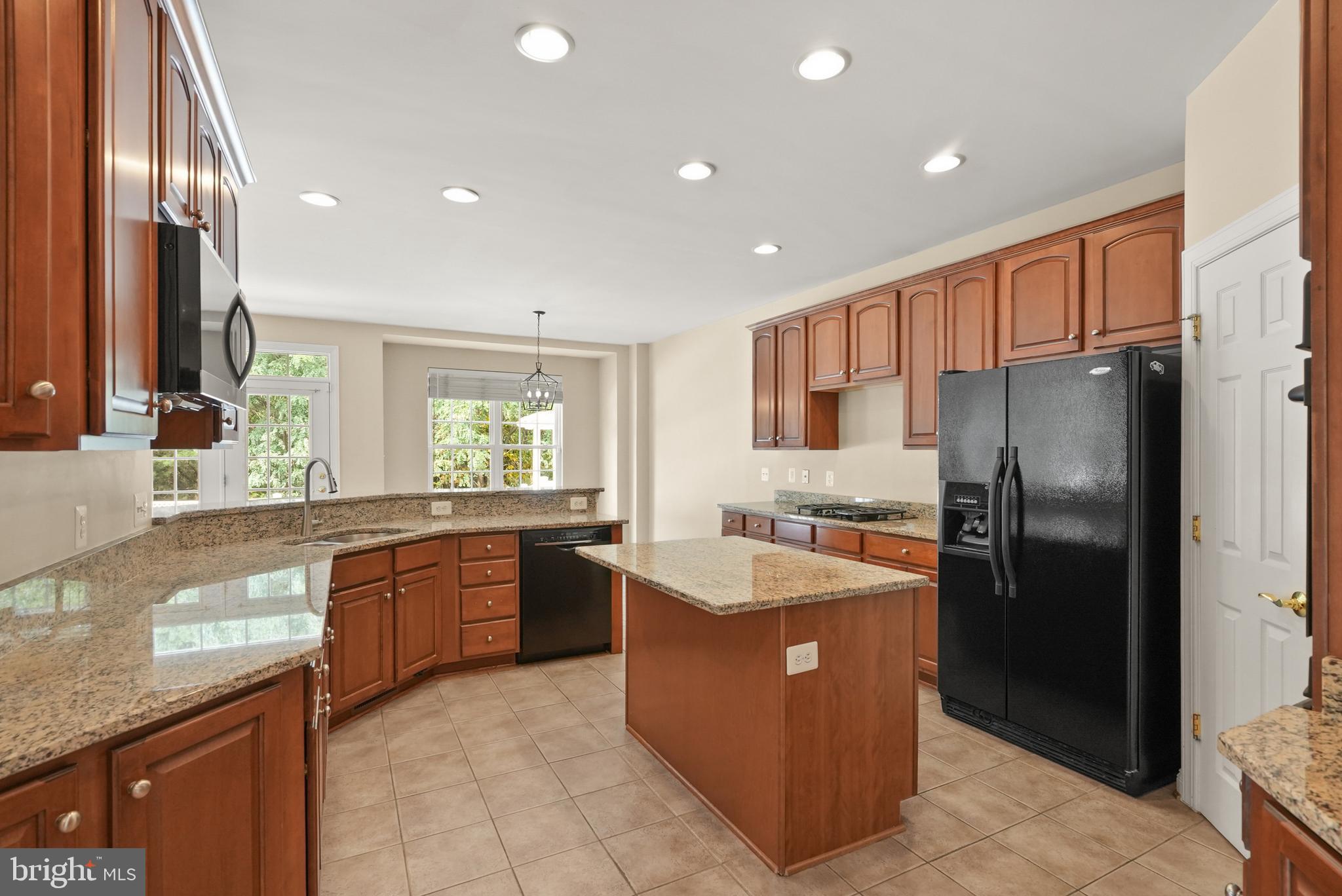 LANSDOWNE ON THE POTOMAC - Residential Lease