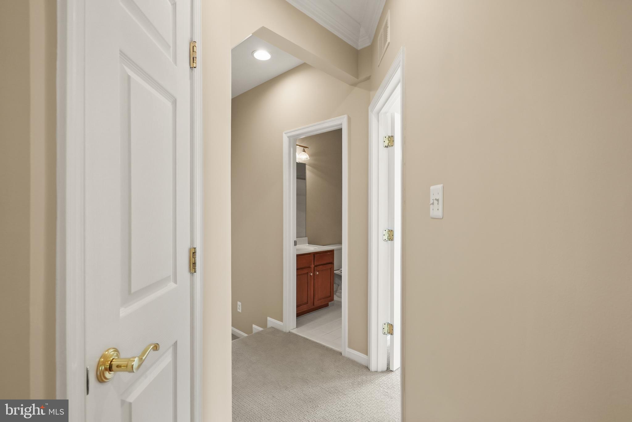 LANSDOWNE ON THE POTOMAC - Residential Lease