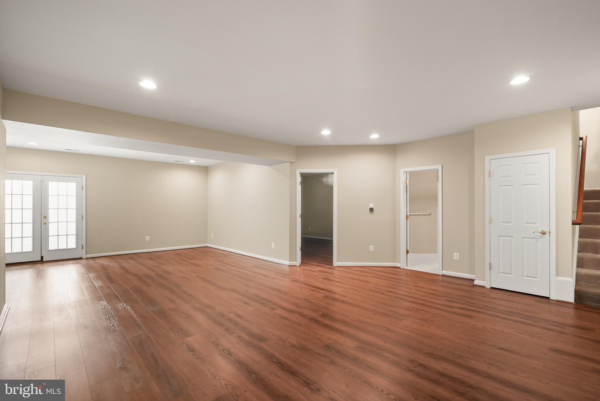 LANSDOWNE ON THE POTOMAC - Residential Lease