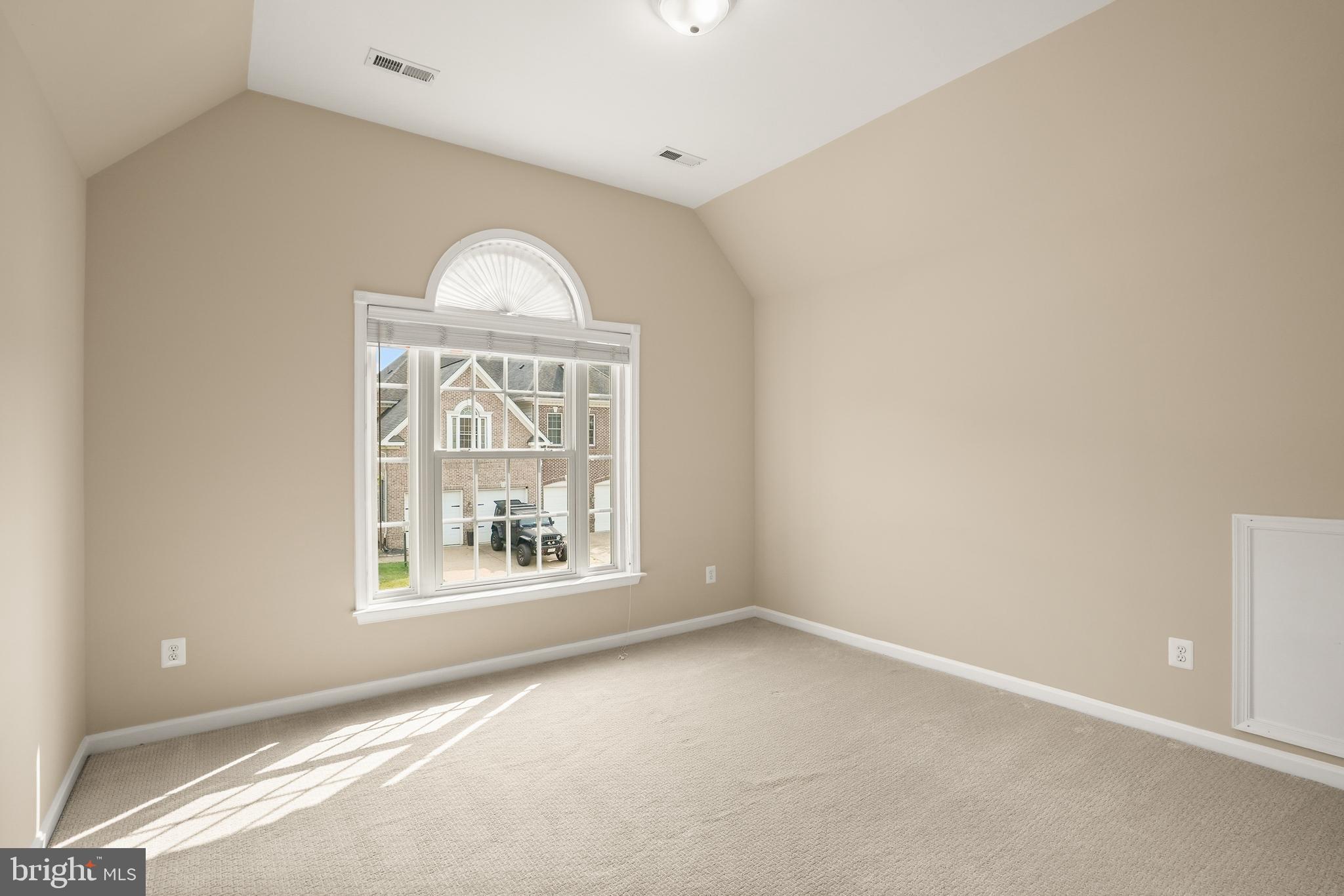 LANSDOWNE ON THE POTOMAC - Residential Lease