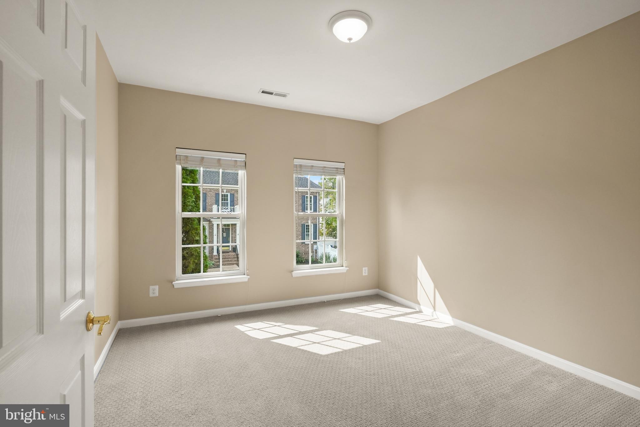 LANSDOWNE ON THE POTOMAC - Residential Lease